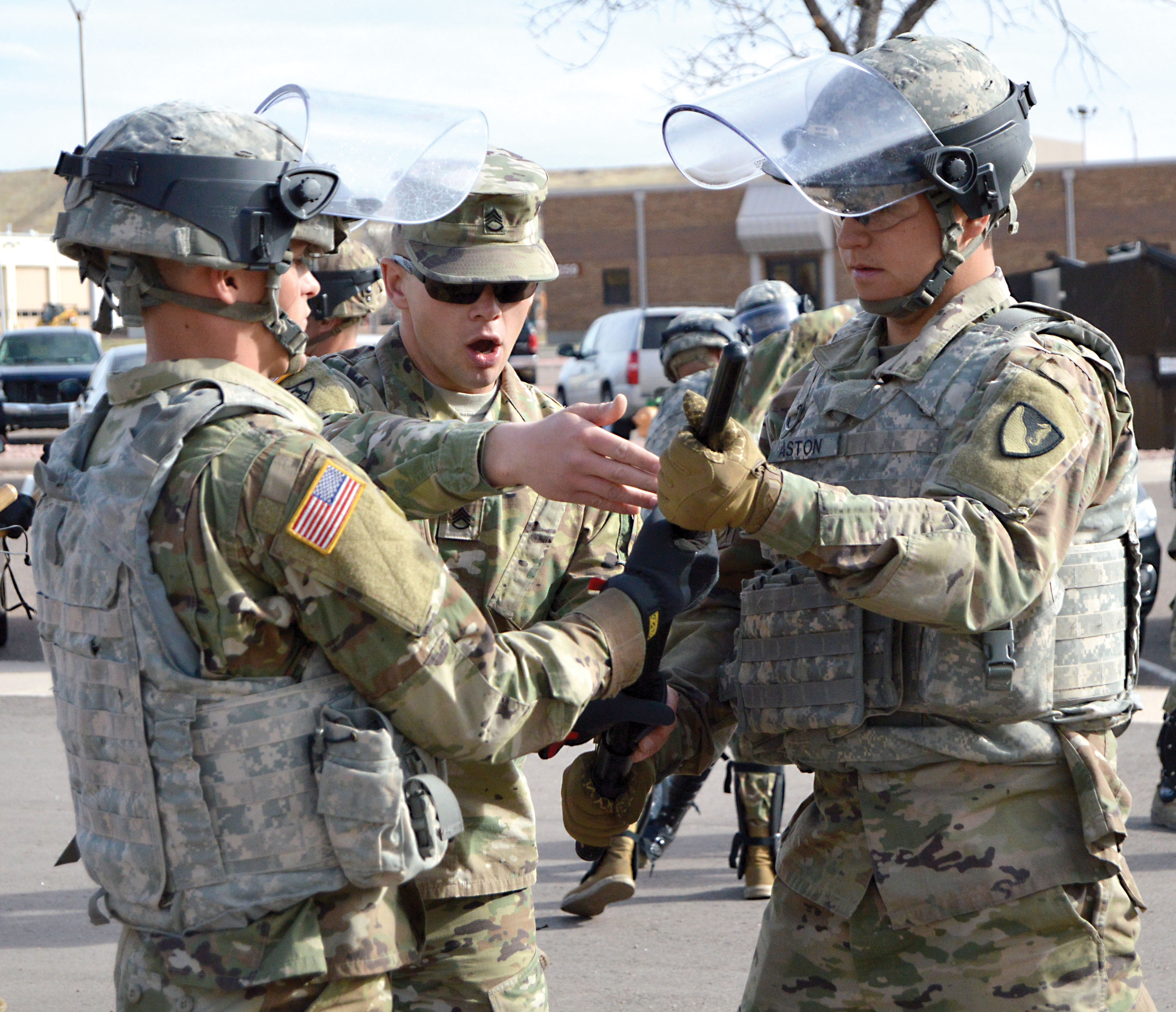 Engineers conduct riot control training – Fort Carson Mountaineer