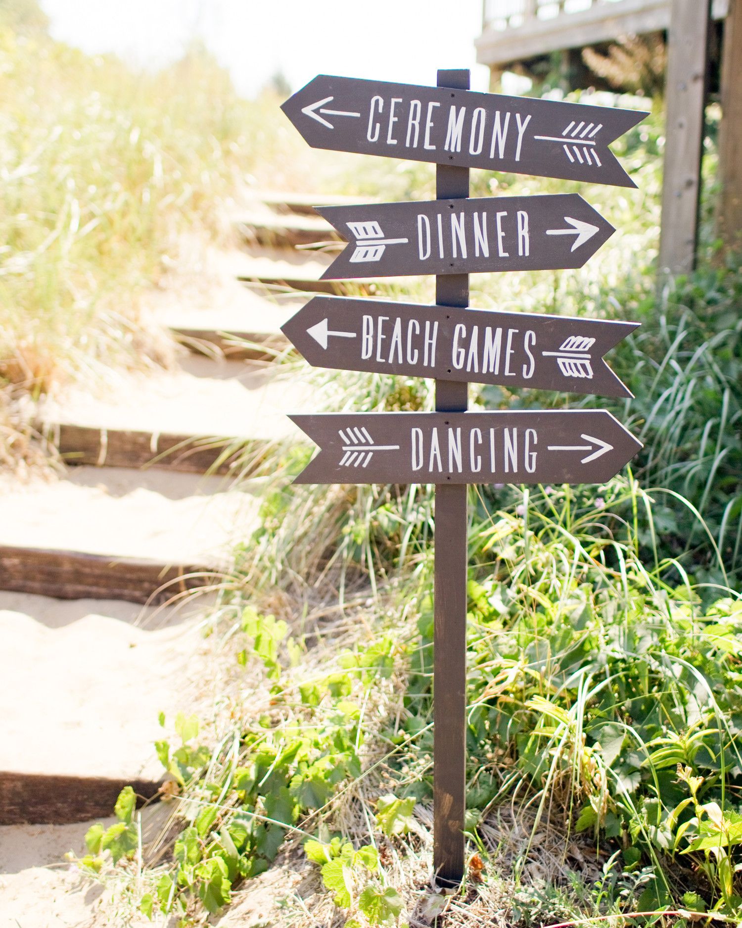 18 Summer Camp Wedding Venues for Kicking Back and Getting Hitched ...
