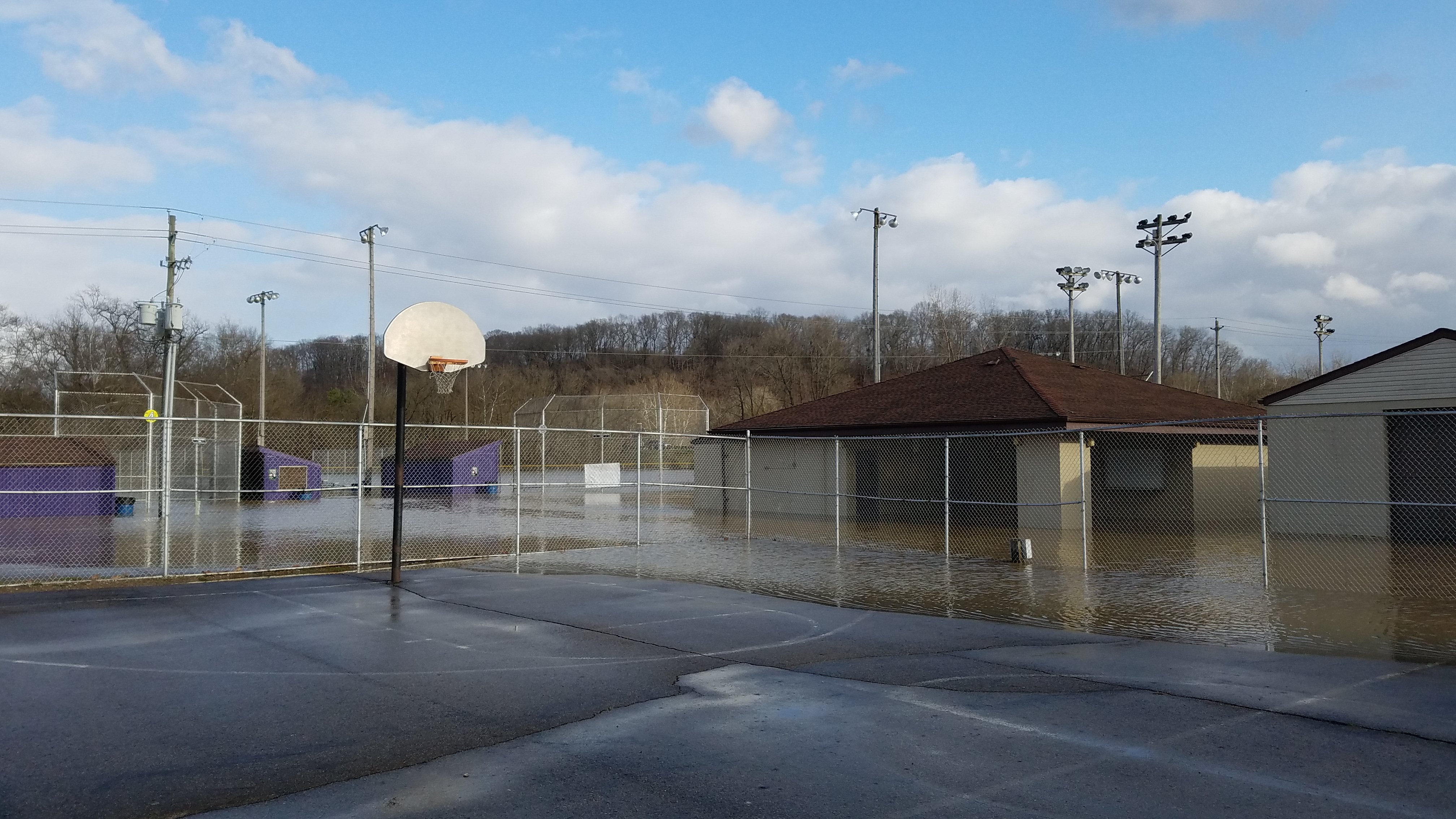 Mingo Park flooding April 2018, Basketball, Building, Car, Court, HQ Photo