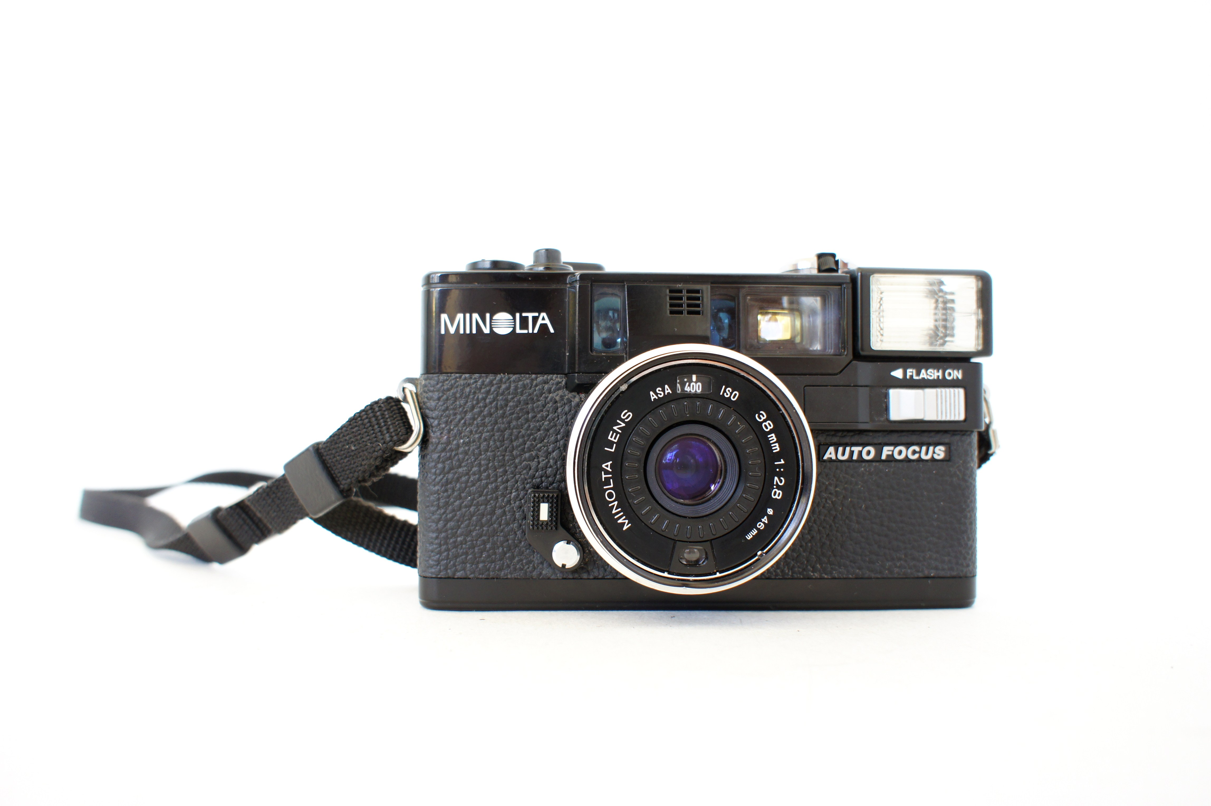 Review – Minolta Hi-Matic AF2 Camera | Forgotten Charm