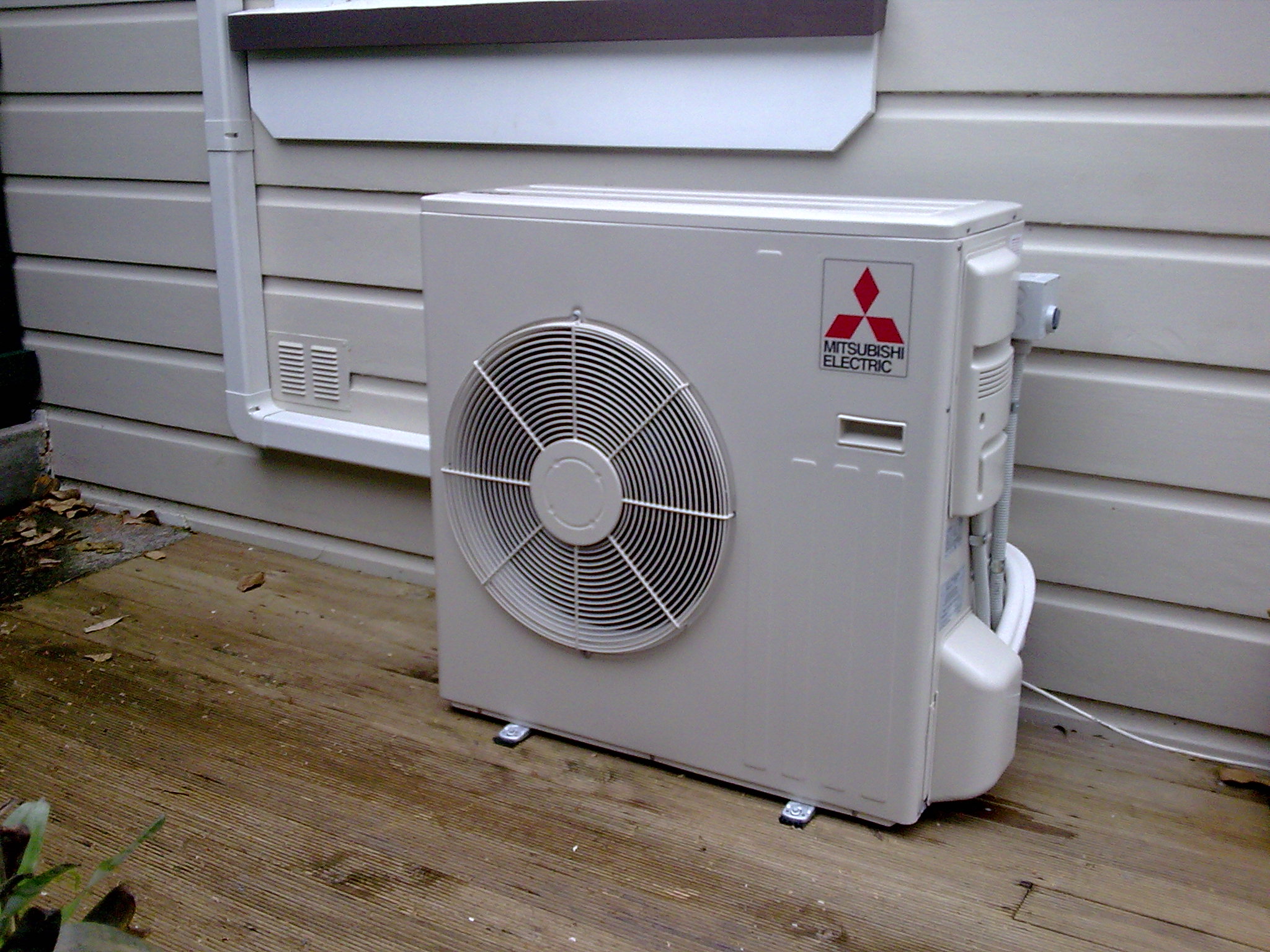 Mitsubishi electric air conditioner photo