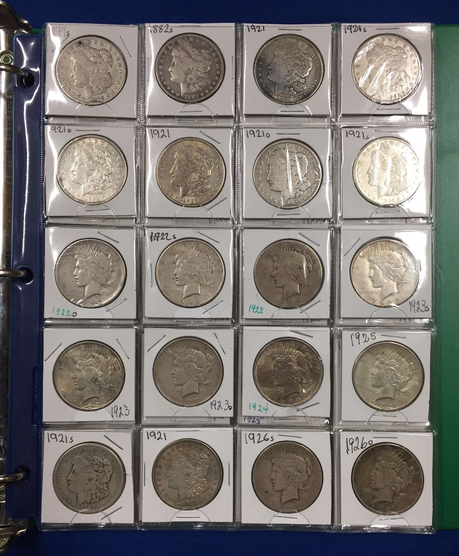 100x United States Silver Morgan & Peace Dollars. Mixed Dates