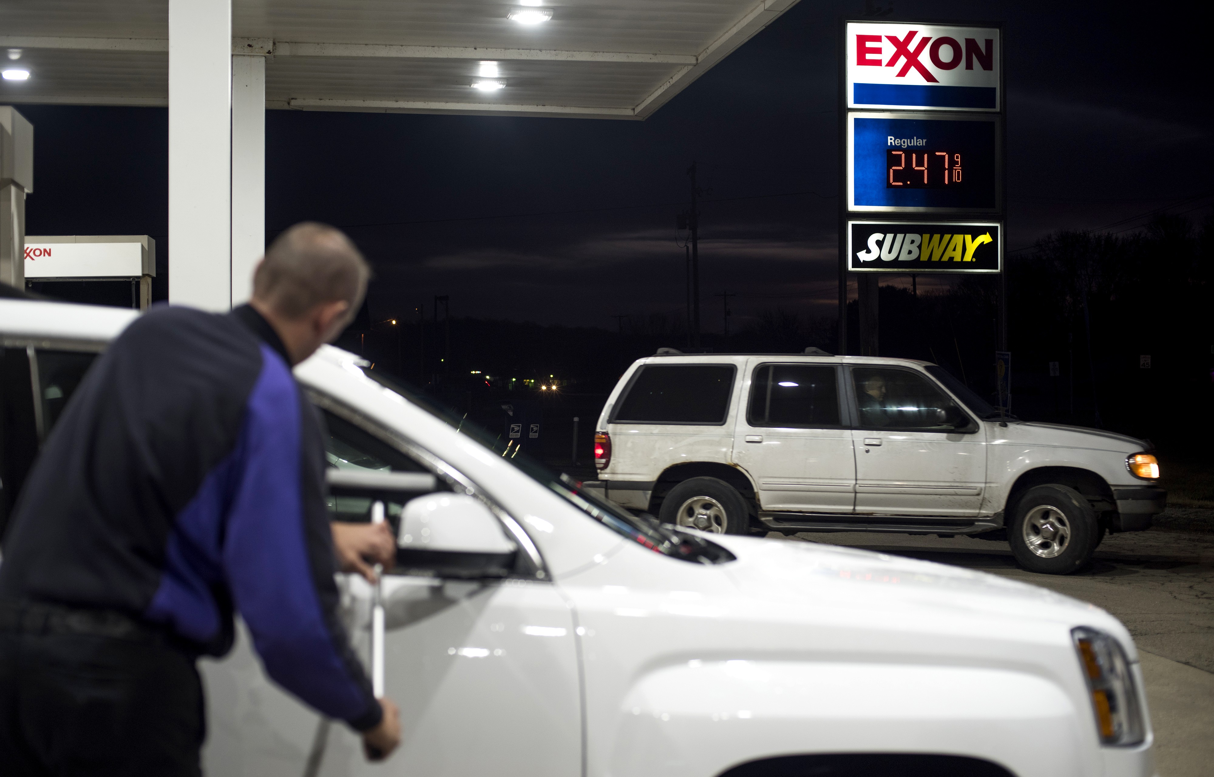 Oil giants Exxon Mobil, Chevron win $8 billion windfall from GOP tax ...