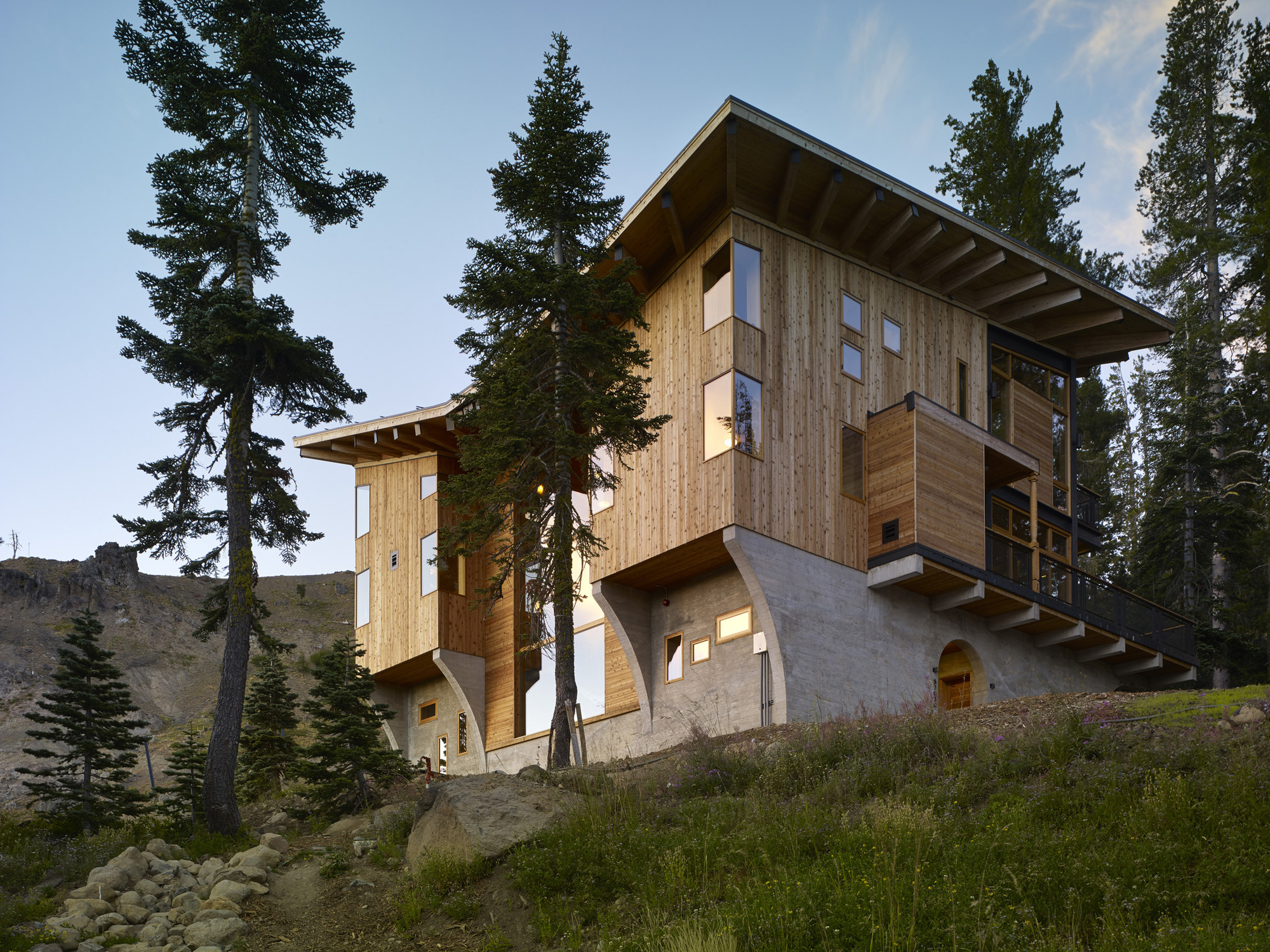 The Crow's Nest / BCV Architects | ArchDaily