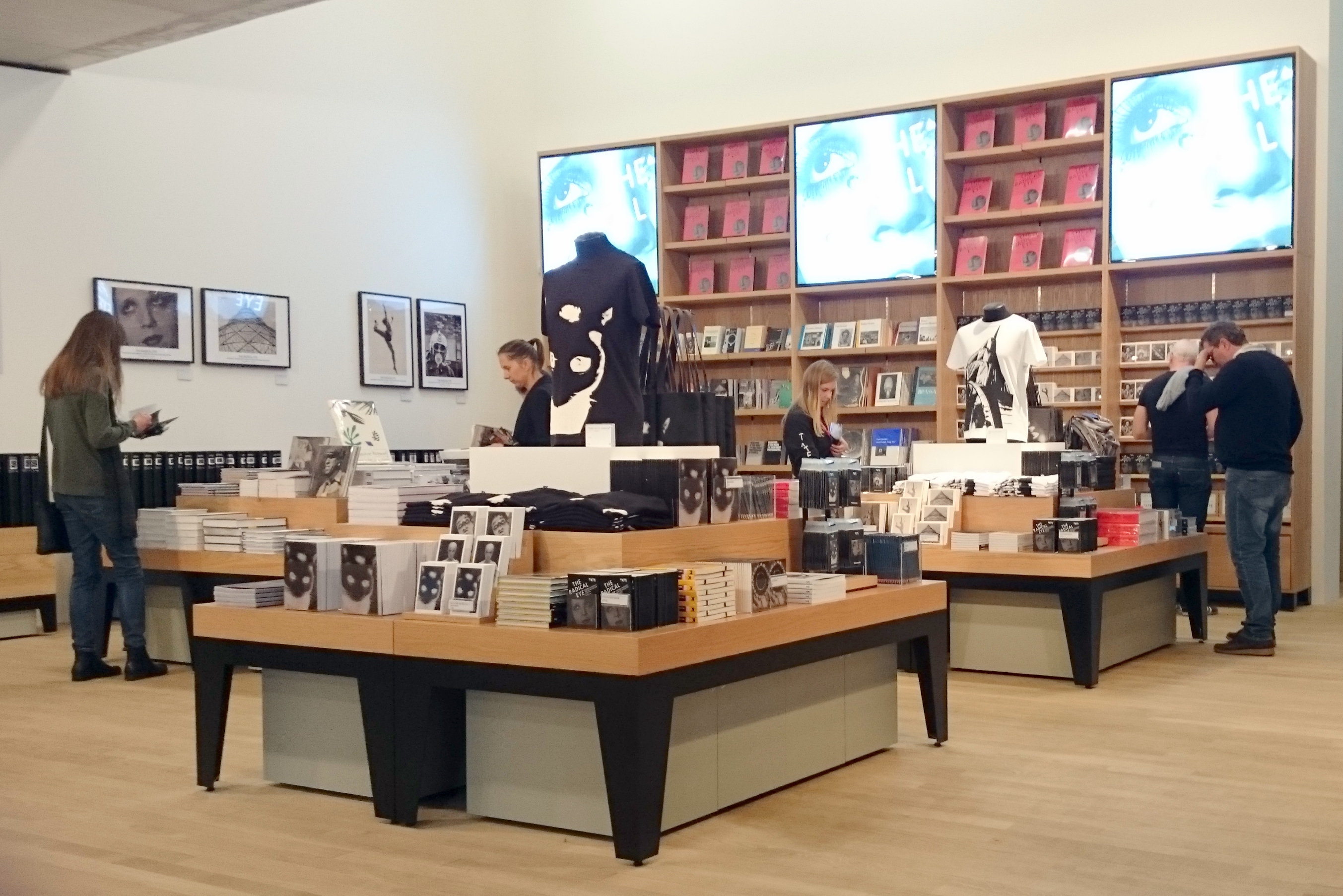 Tate Modern Exhibition Shop | arj CRE8