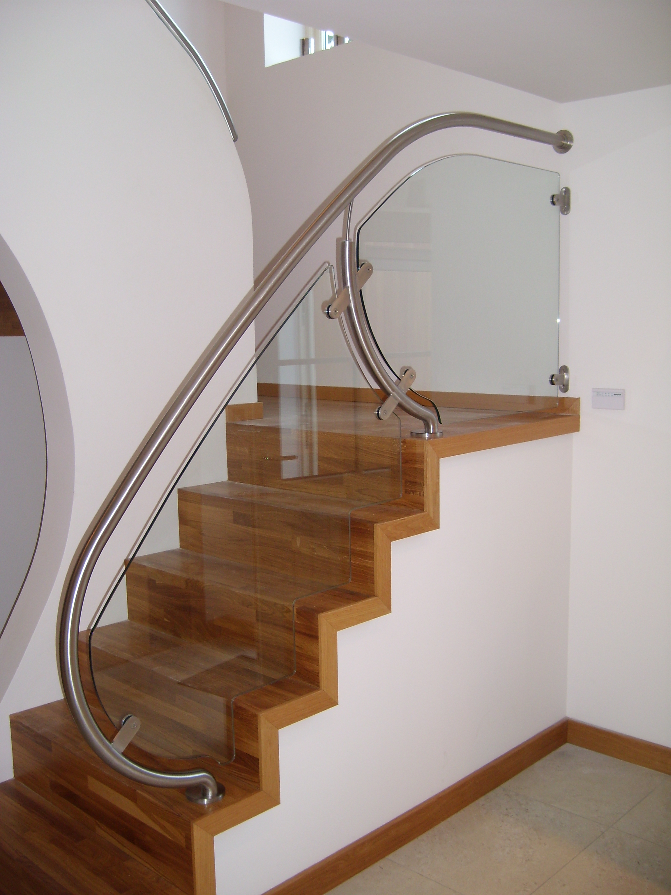 Designer Staircases, Modern Staircases - London, West Midlands ...