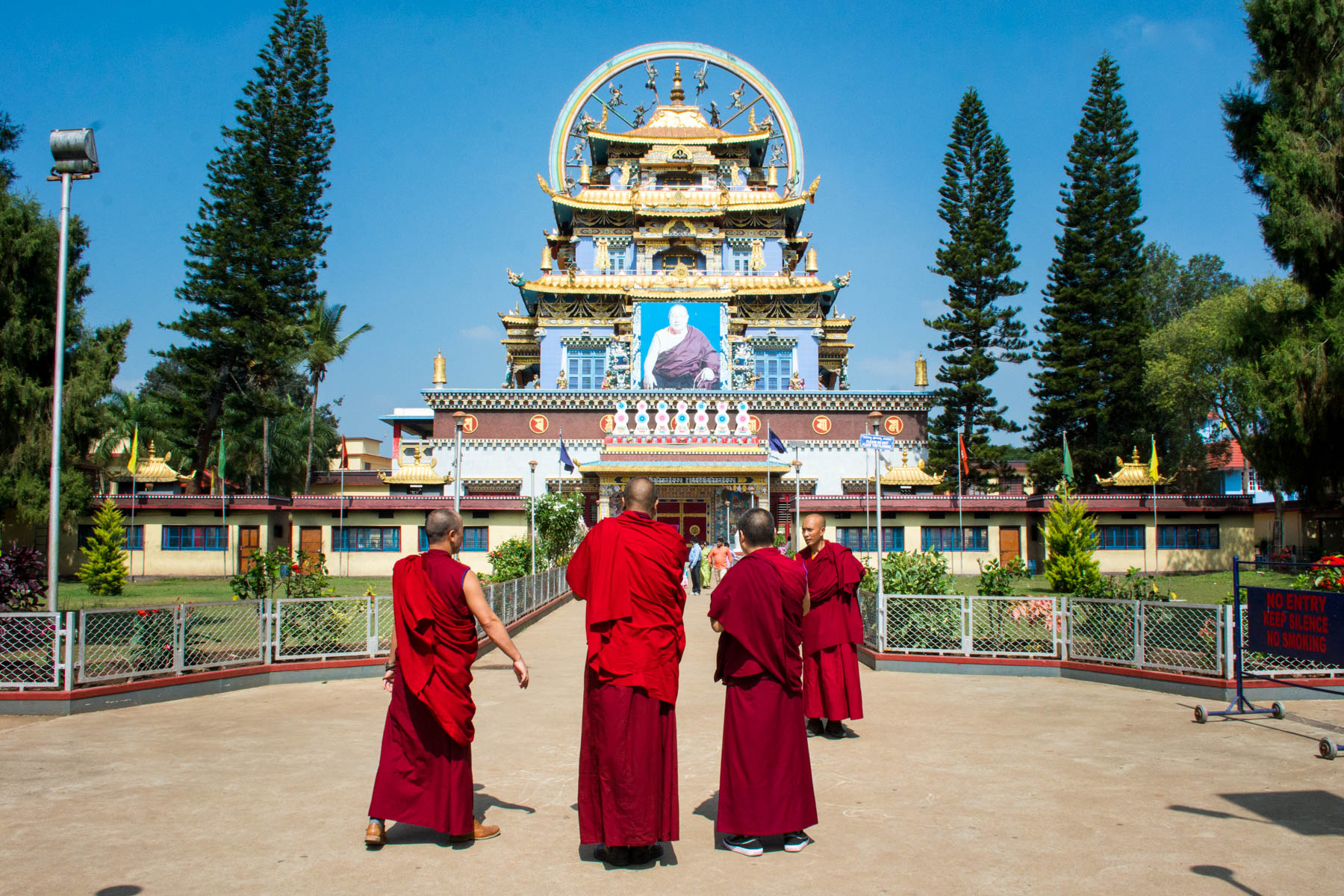 A guide to Namdroling Monastery in Bylakuppe, India - Lost With Purpose