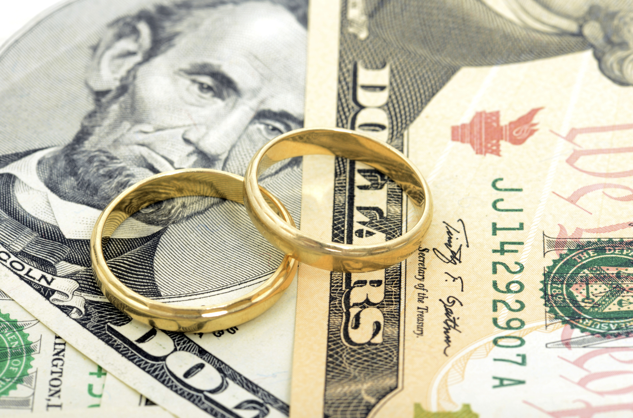 8 Biggest Money Mistakes Newlyweds Make