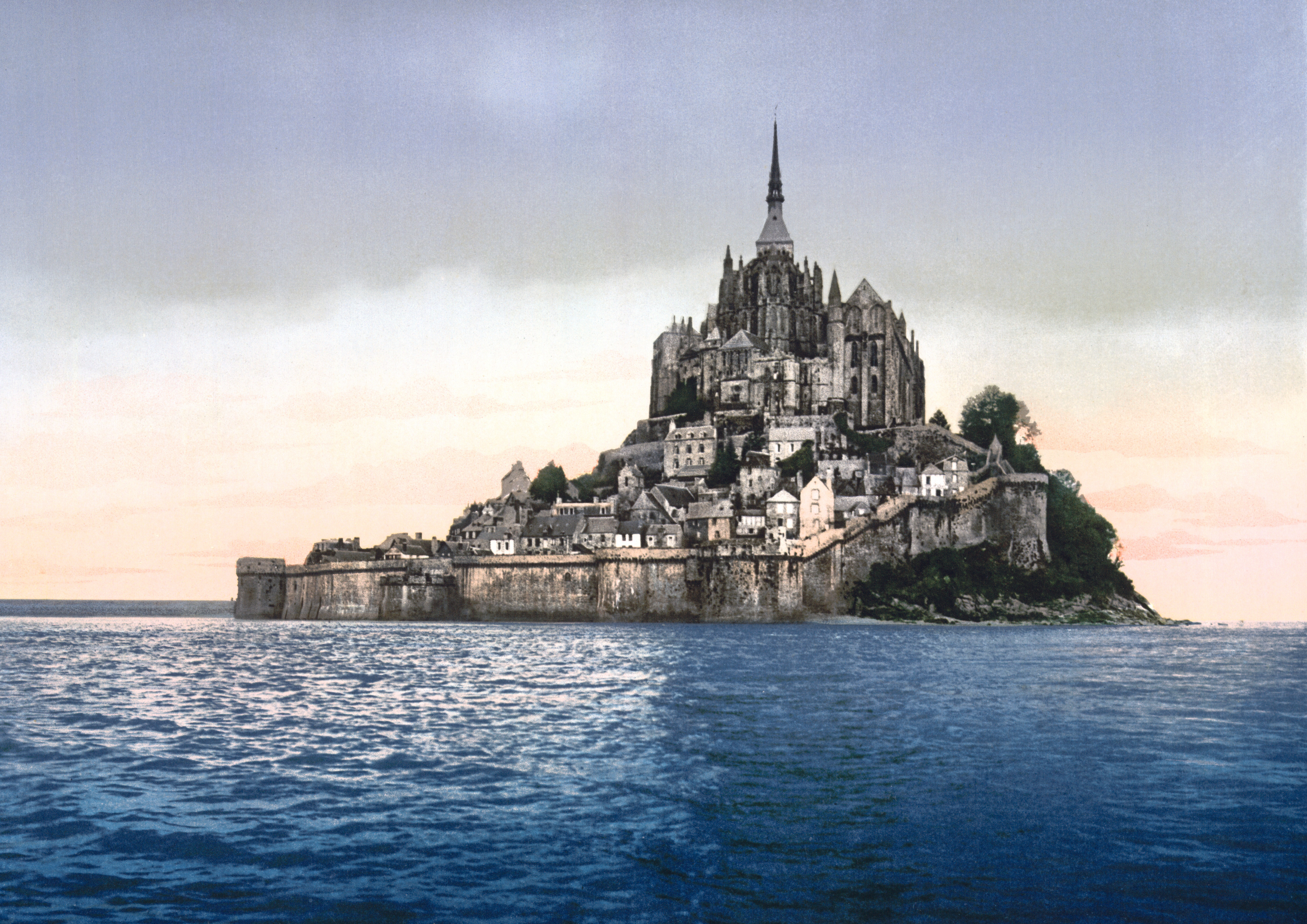 File:France-Mont-Saint-Michel-1900 bordercropped.jpg - Wikimedia Commons
