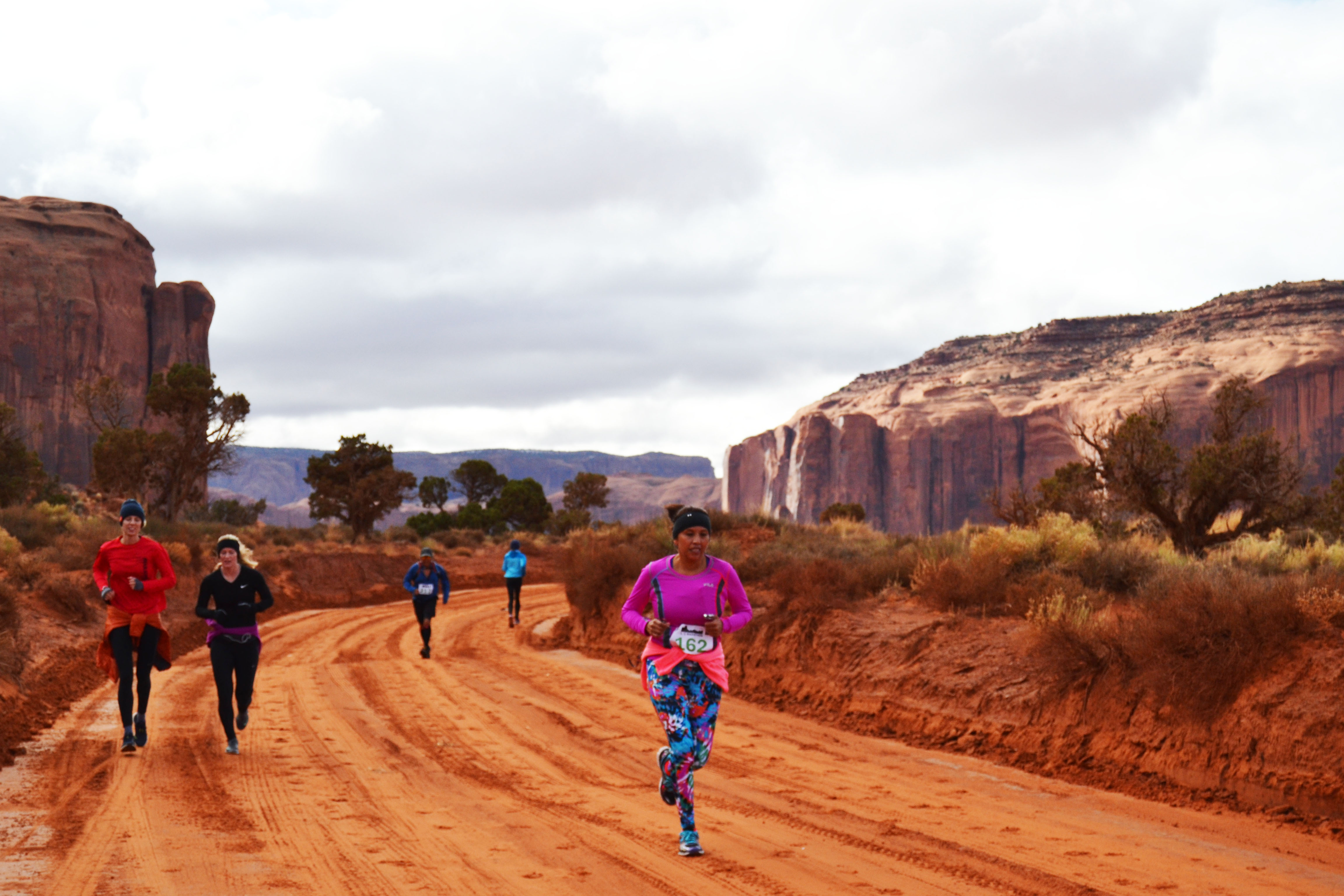 Monument Valley Marathon – NavajoYES
