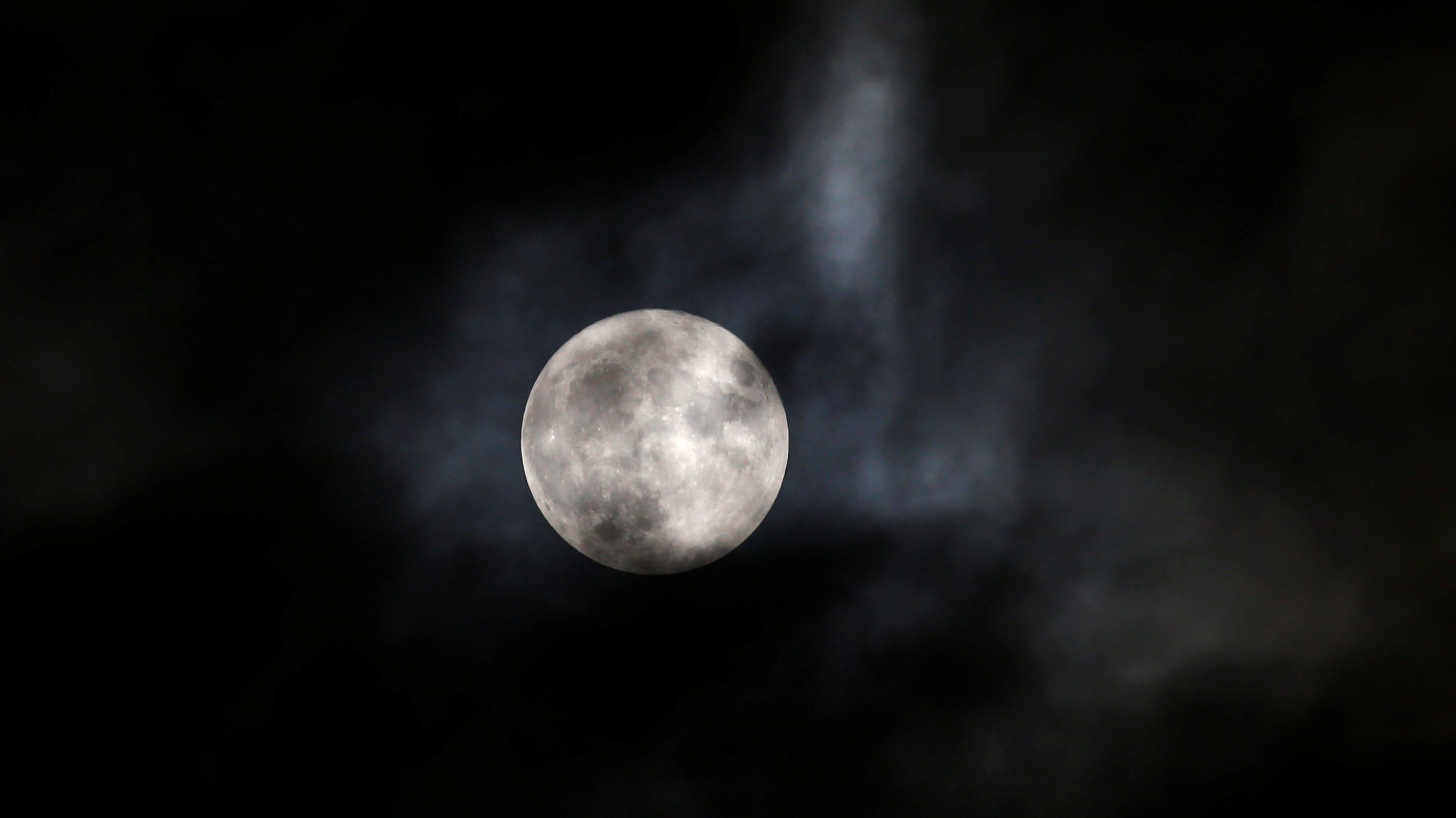 Supermoon lunar eclipse: Your minute-to-minute guide to Wednesday's ...
