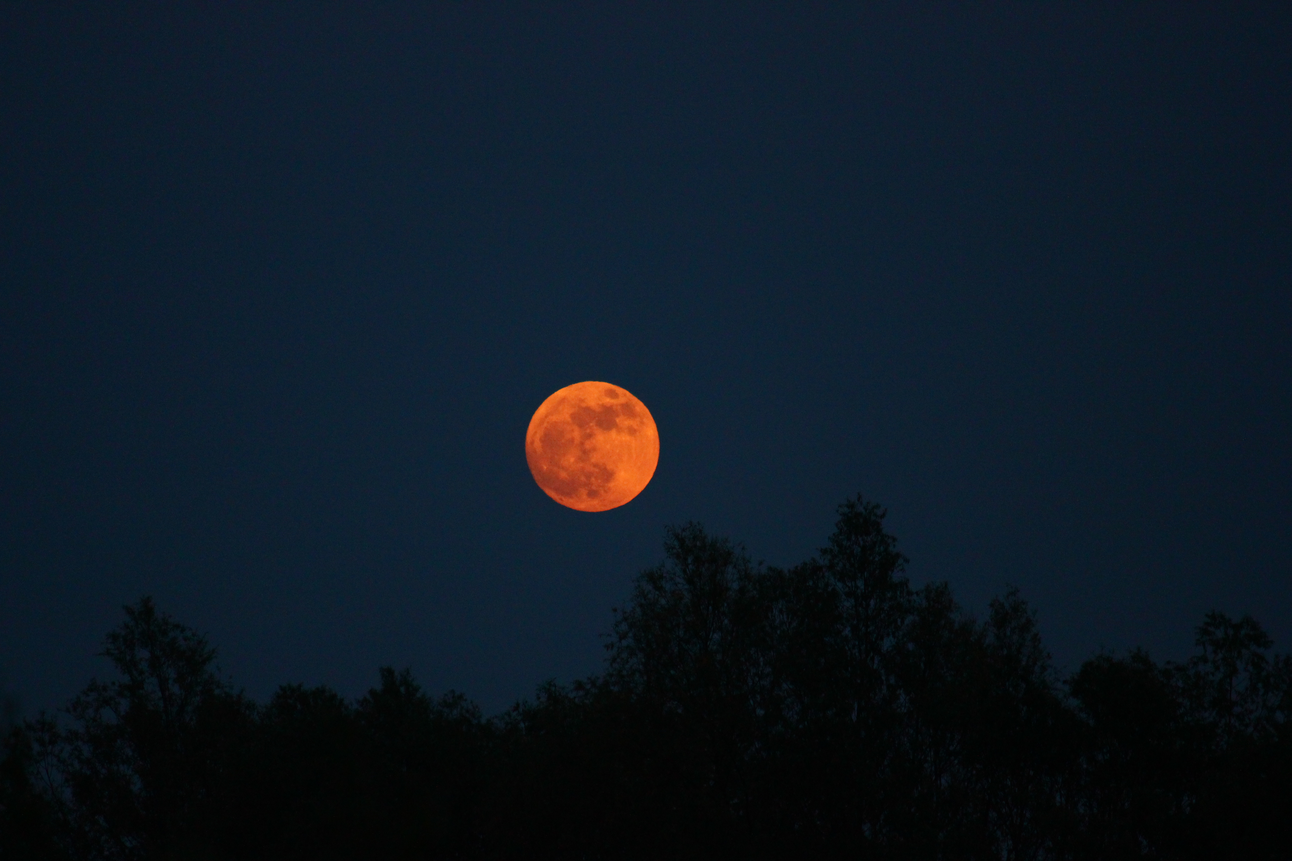 File:Moonrise at May 5th..JPG - Wikimedia Commons