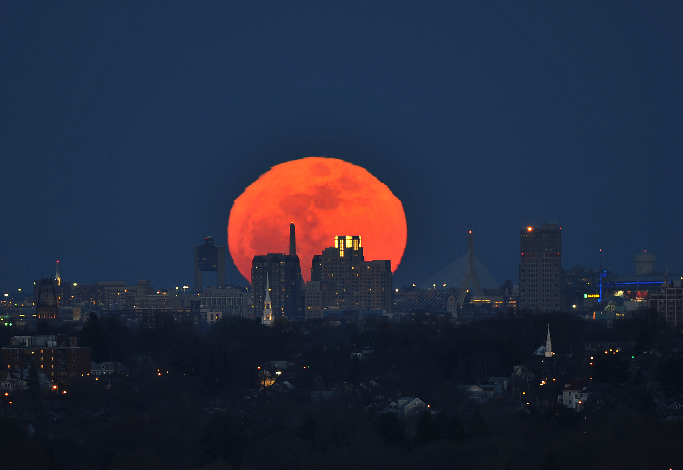 APOD: 2011 March 24 - Boston Moonrise