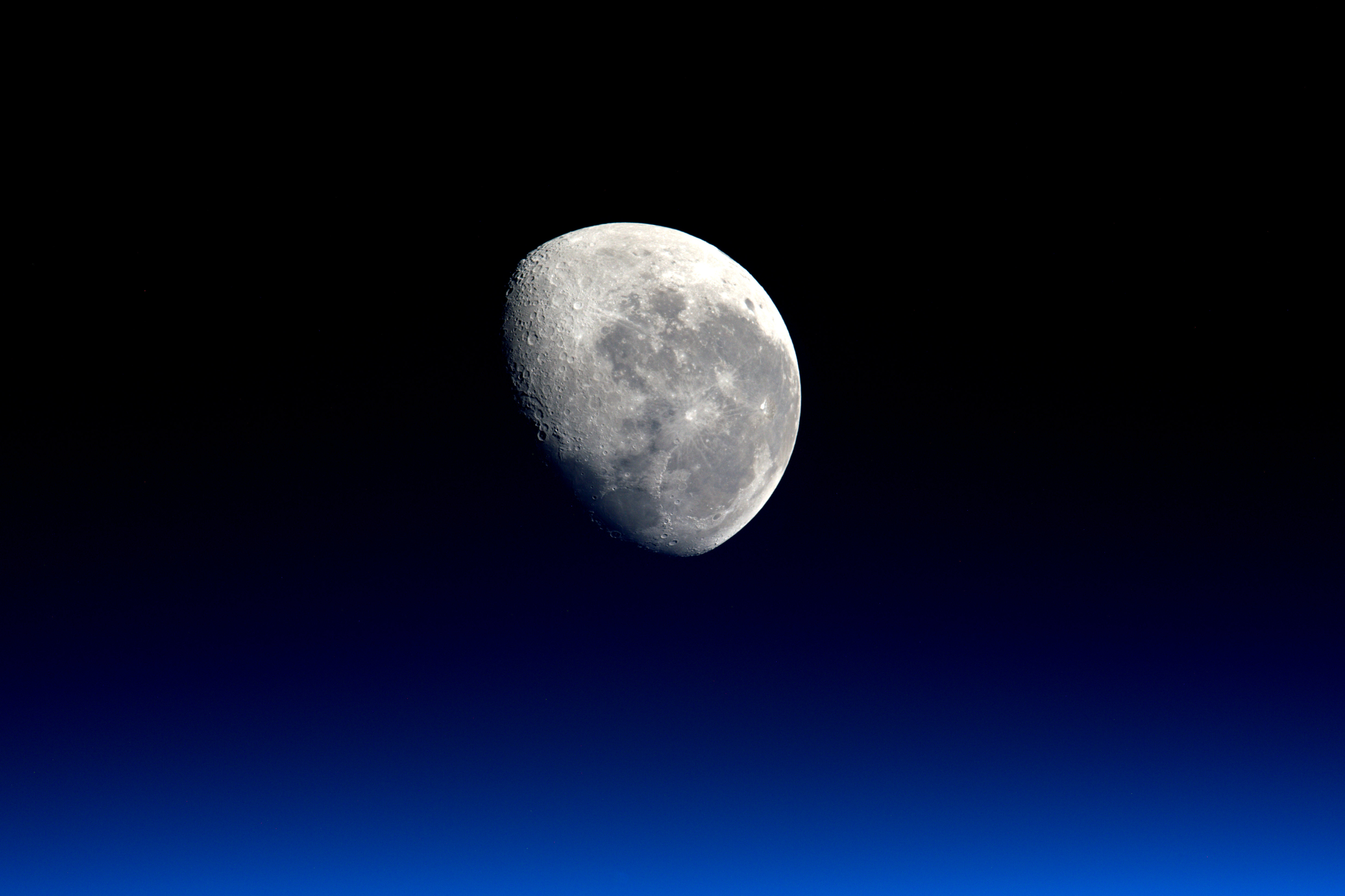 Moonset Viewed From the International Space Station | NASA