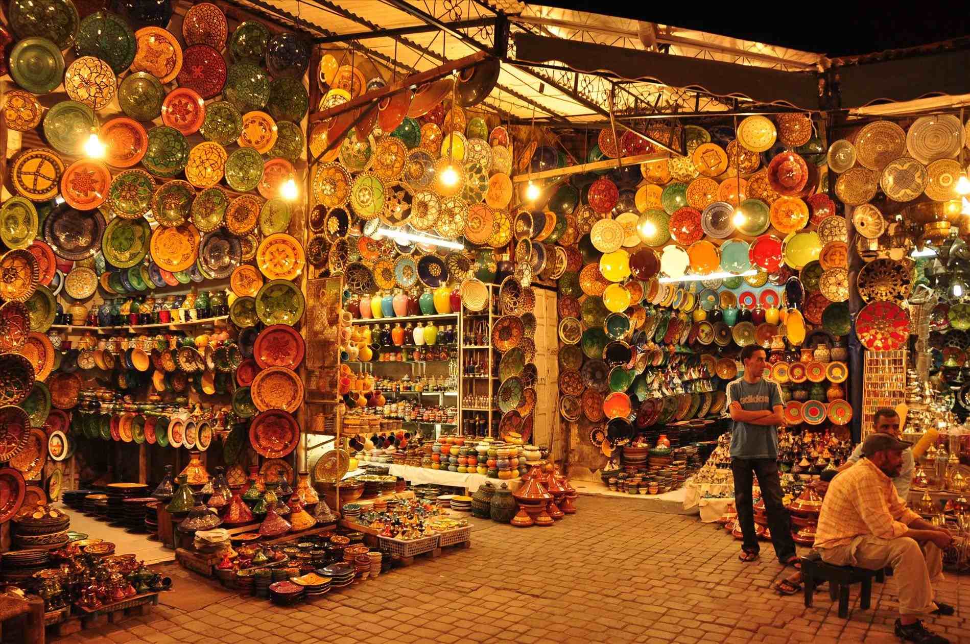 Moroccan Outdoor Market 2018 - publizzity.com