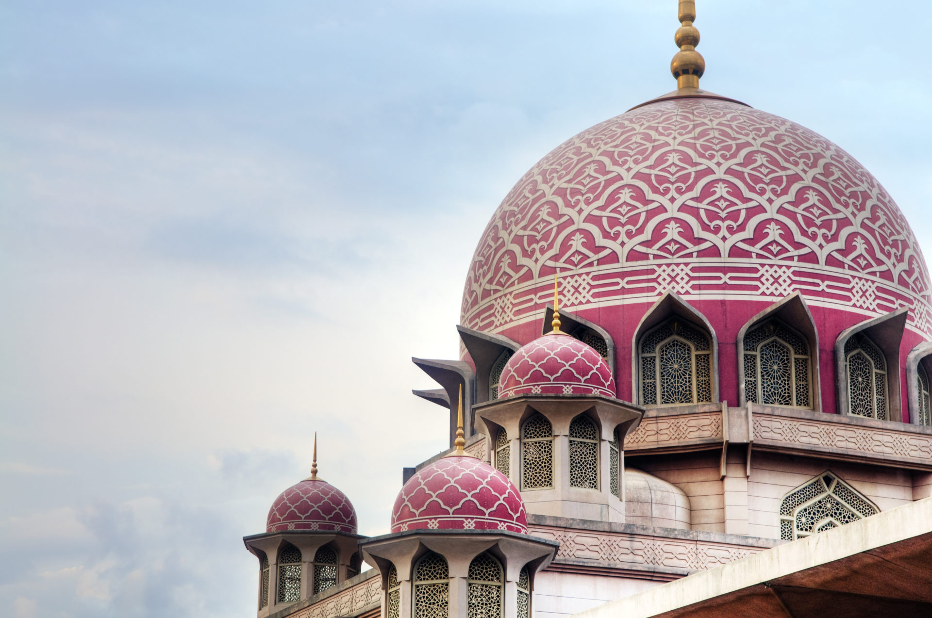 Smart mosques show growing demand for digital Islamic services