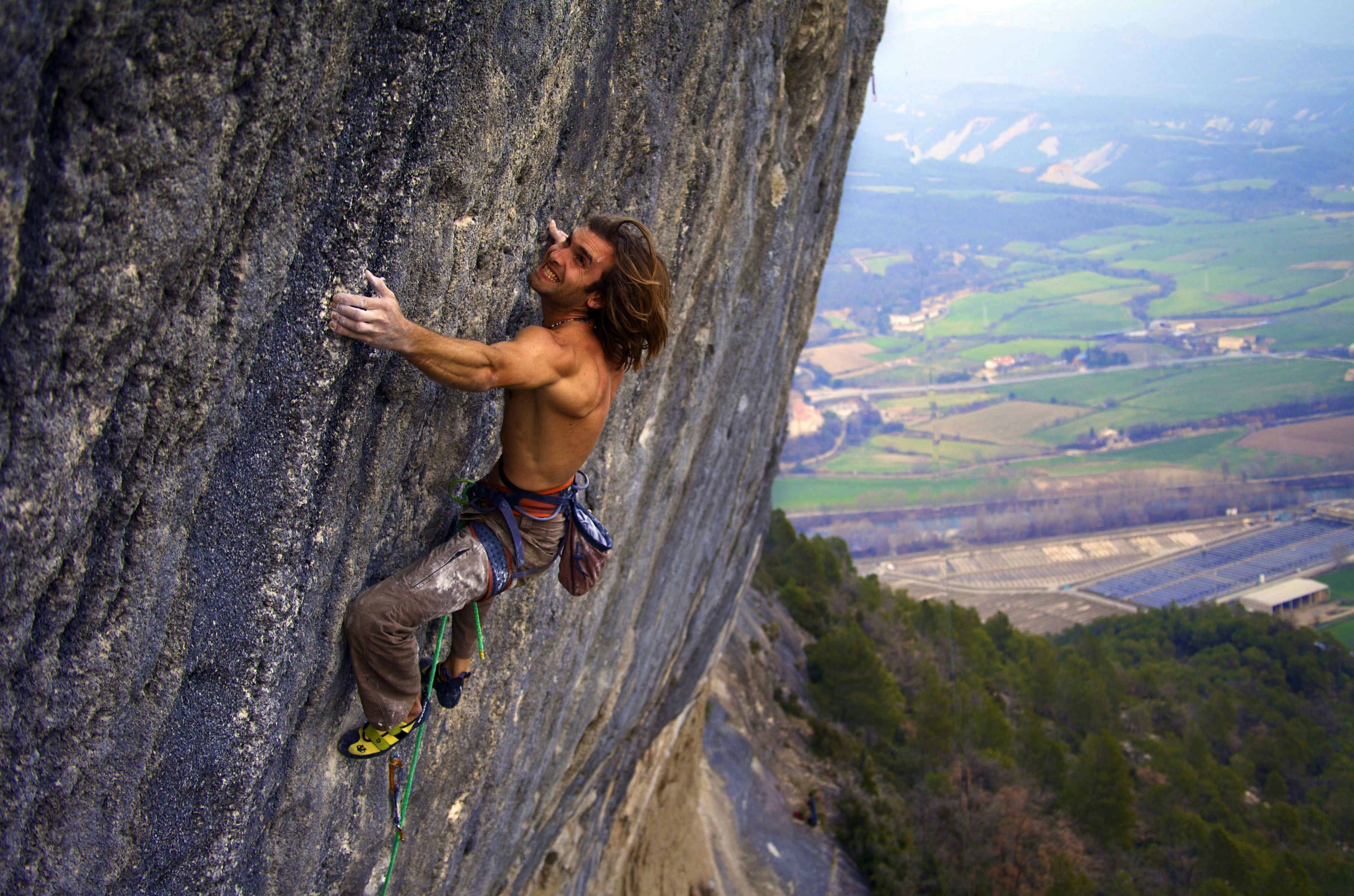 Rock Climbing - Chris Sharma || the impossible climb - BANFF ...