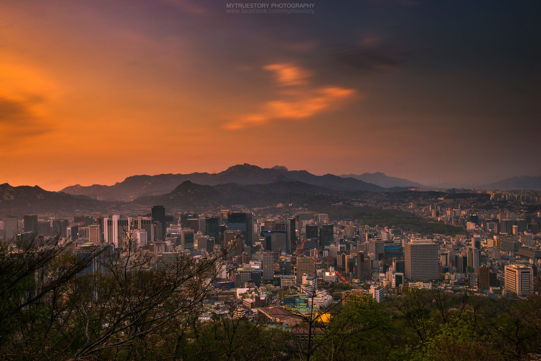Hello Korea - Sunset over Seoul skyline shot from the Namsan ...