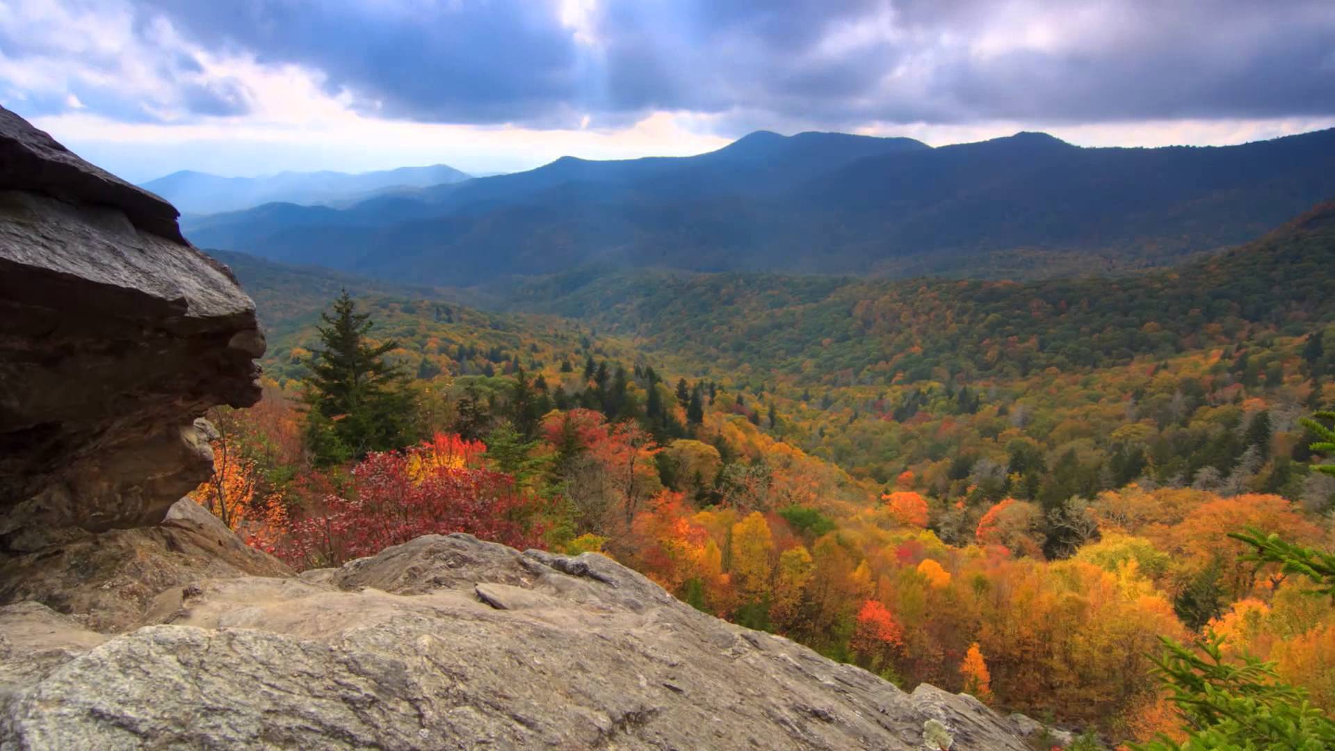 Scenic Time Lapse: Fall Foliage & Incredible Mountain Views ...