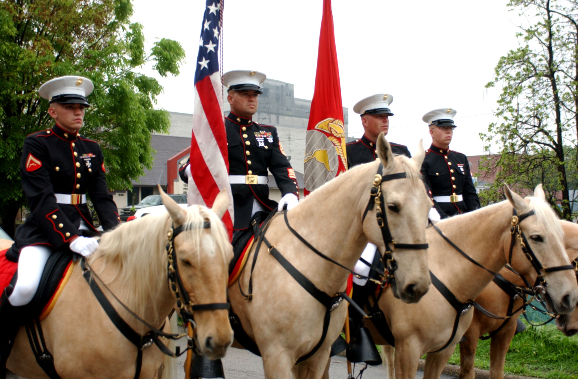 Marine Corps Mounted Color Guard makes first appearance at Kentucky ...