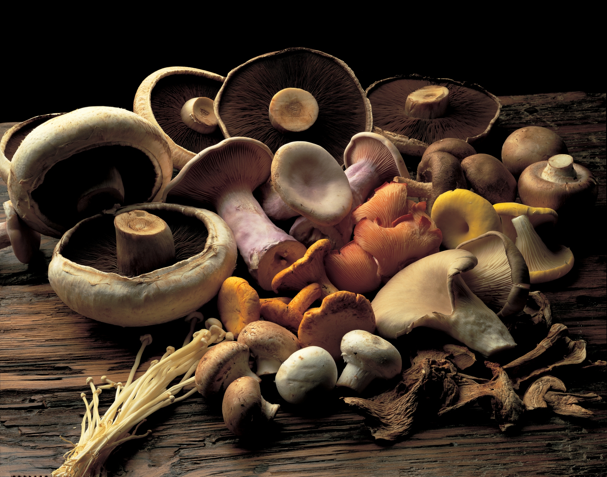 Marinated Mushrooms with Garlic and Smoked Pimentón Mayonnaise ...
