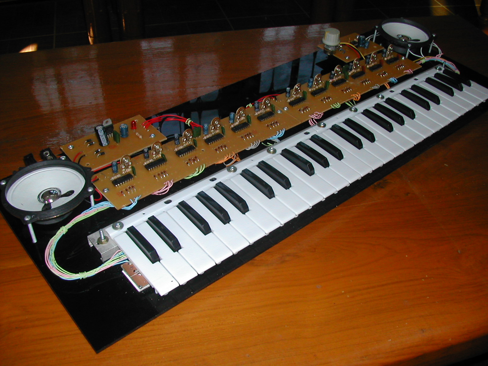 DIY Musical Keyboard – Oakkar7, another Blog