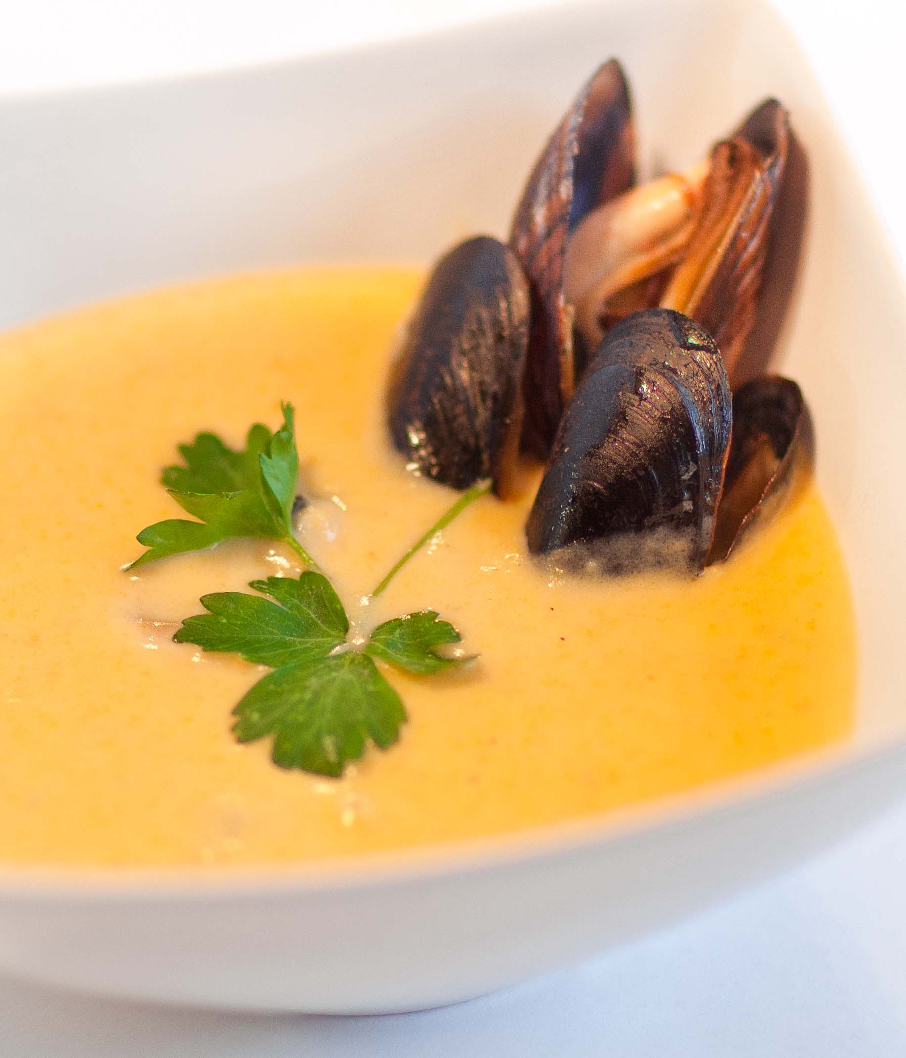 Creamy Mussel Bisque - Tatyanas Everyday Food