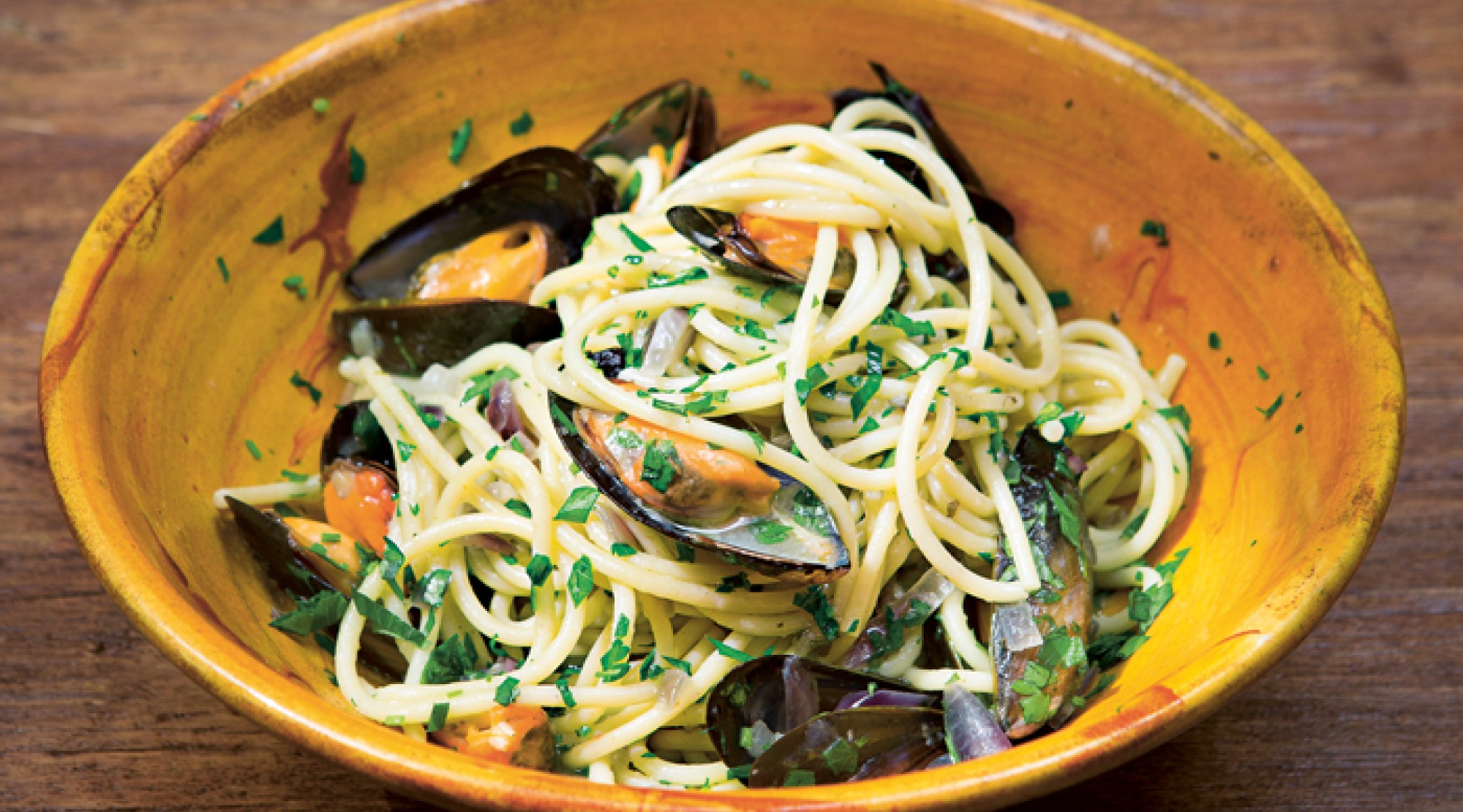 Pasta with Mussels, Garlic, and Parsley | The Splendid Table