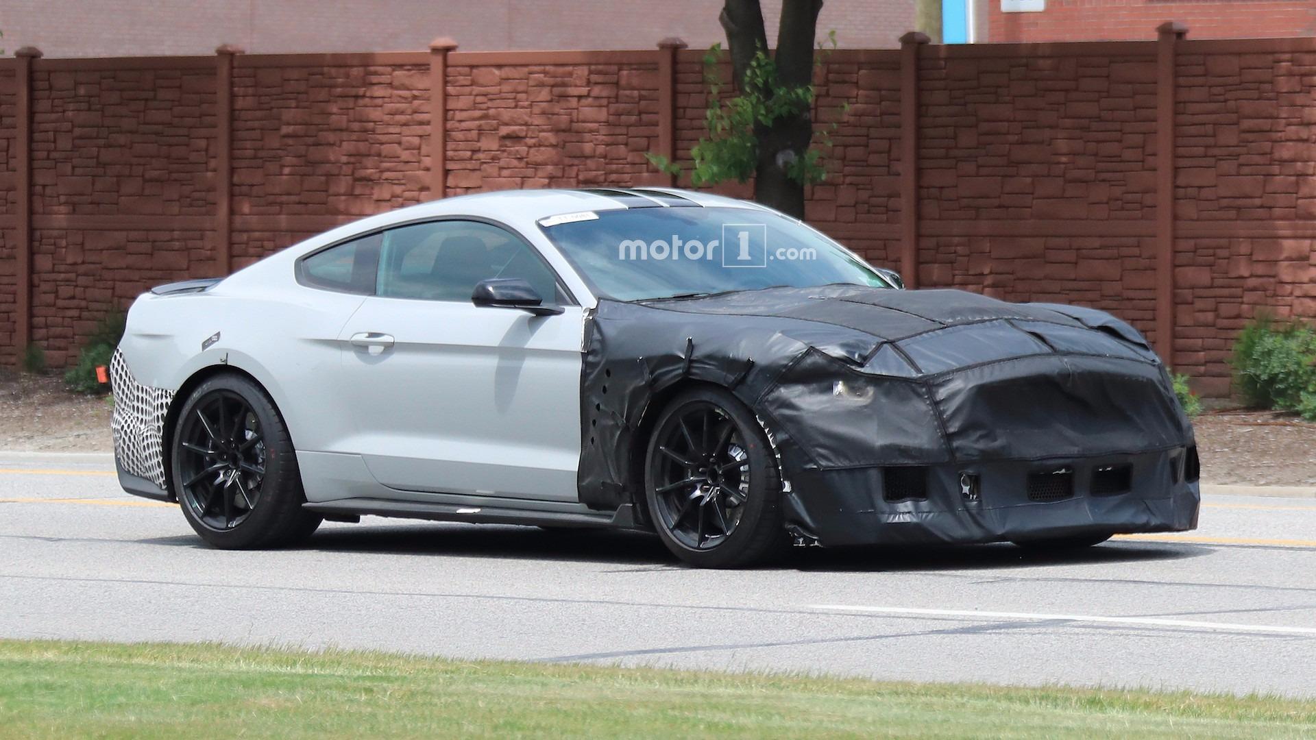 2019 Shelby Mustang GT500 Could Debut Next Month In Chicago