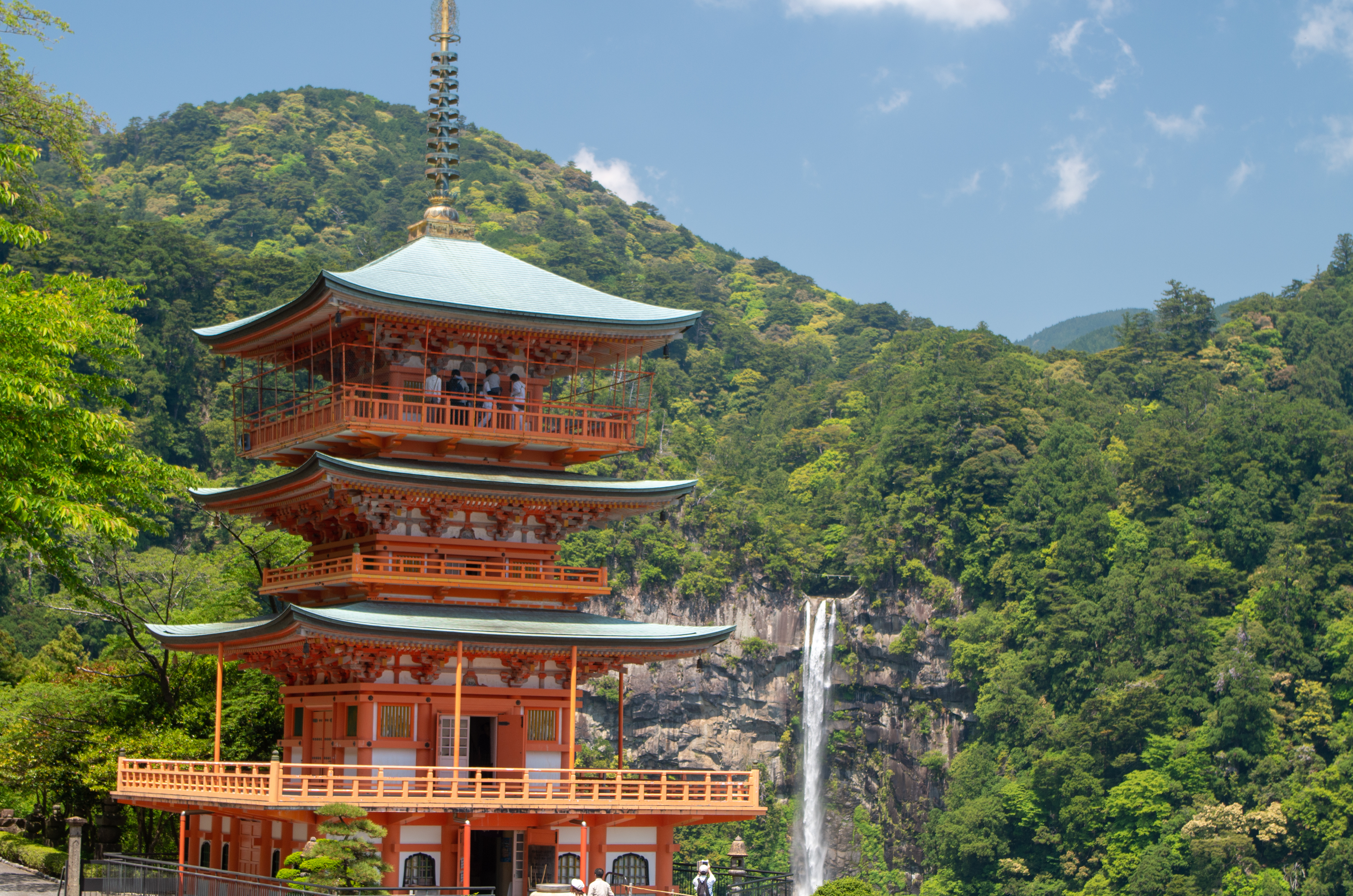 Nachi-san seiganto-ji three-storey pagoda and nachi falls photo