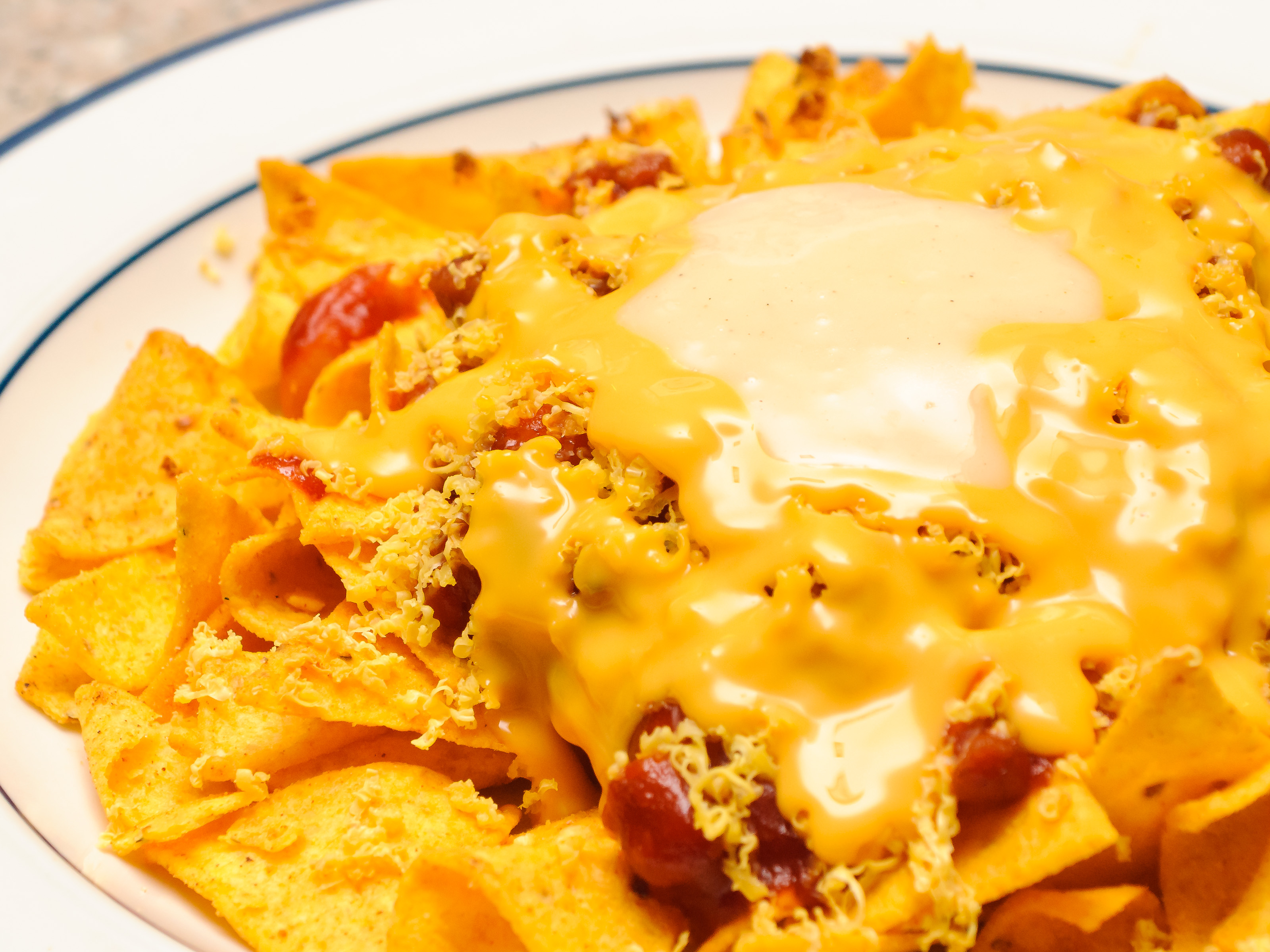 How to Make Nachos with Pasta Sauce: 9 Steps (with Pictures)