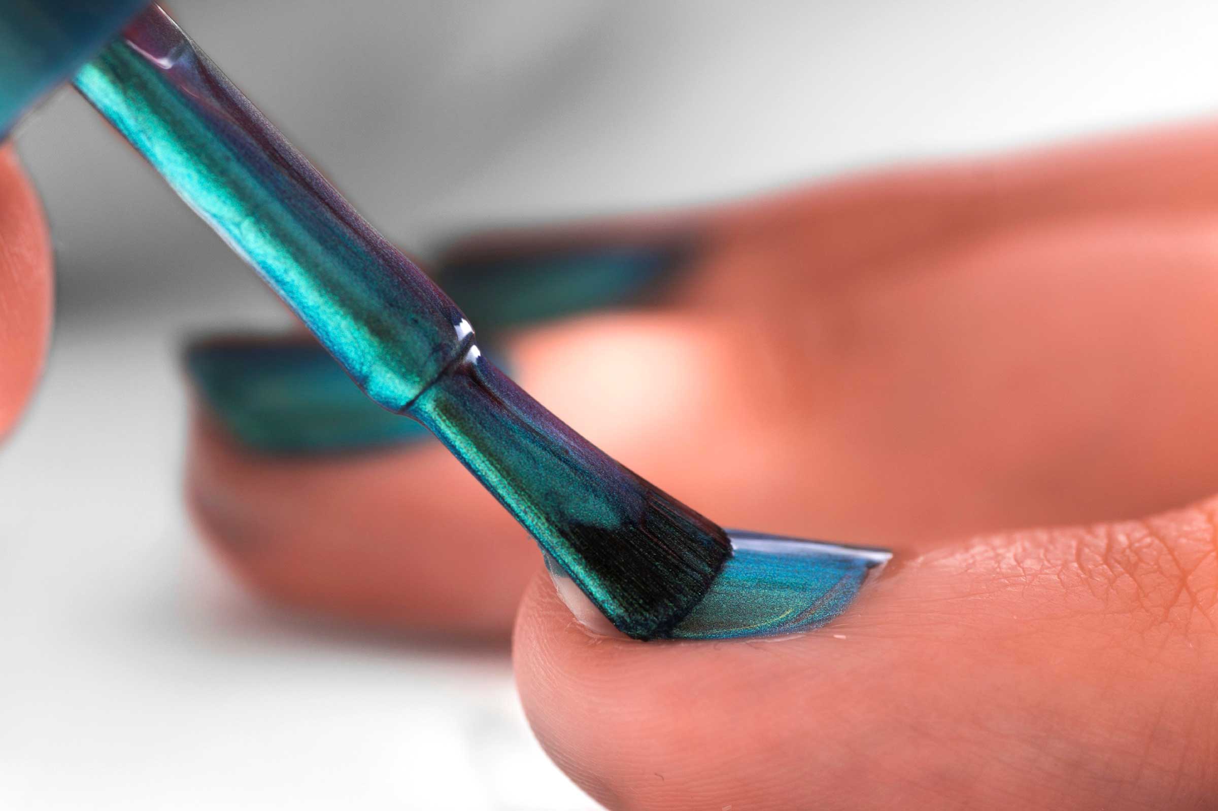 What Your Nail Polish Color Reveals About You | Reader's Digest