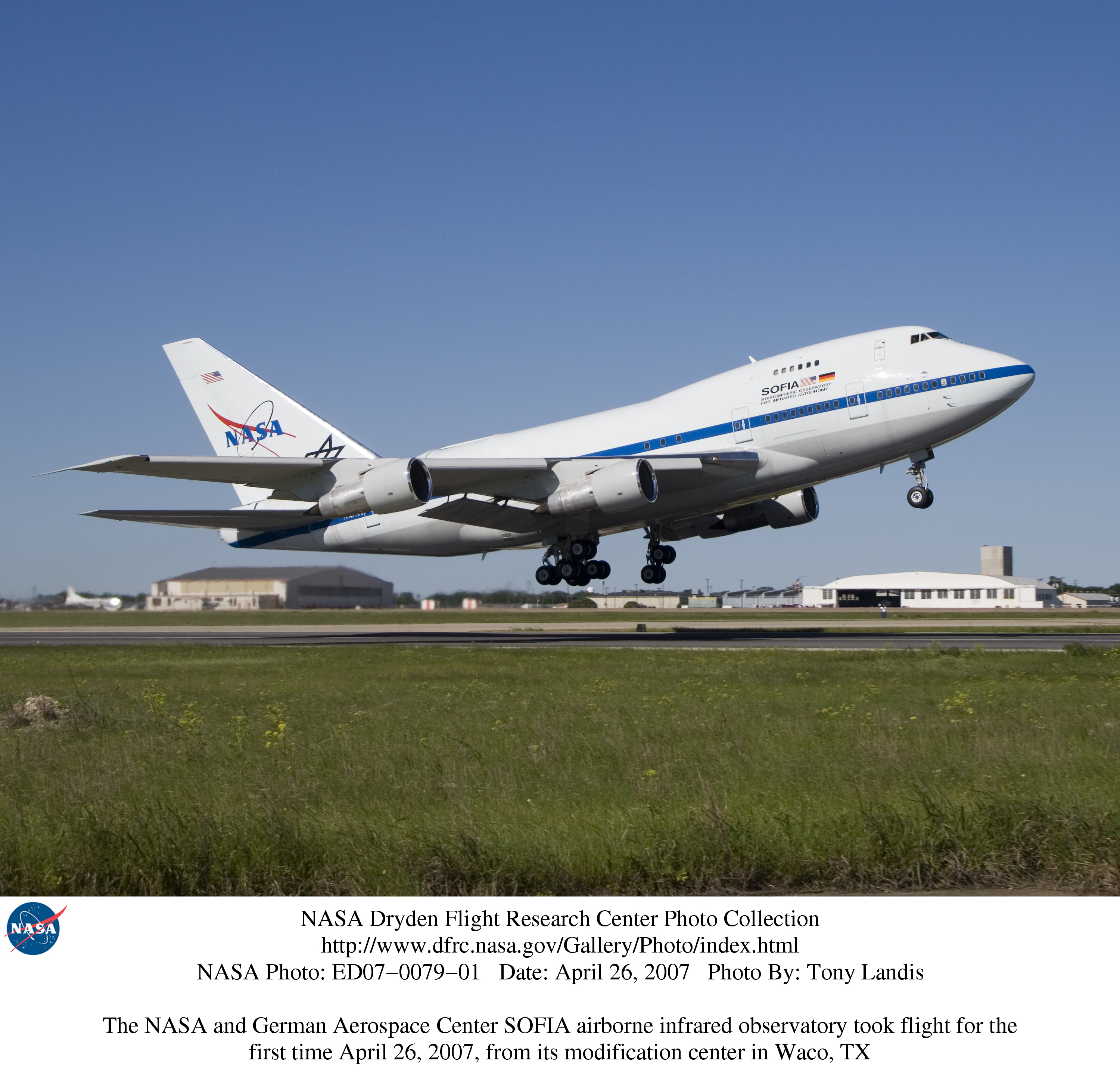 Nasa's modified boeing 747sp sofia photo