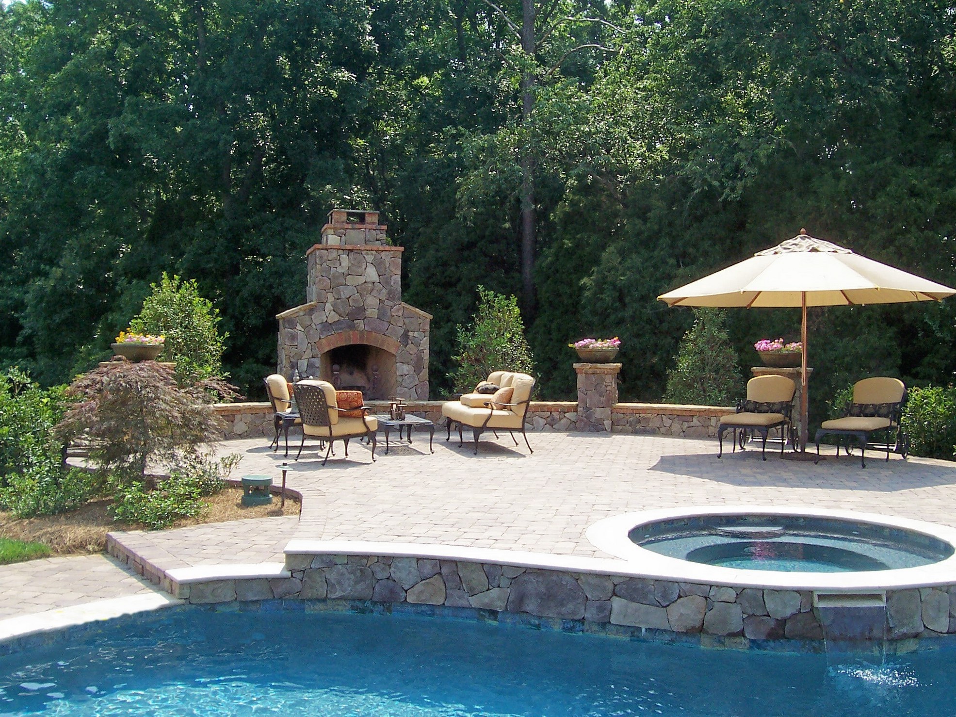 Outdoor Fireplace Near Pool - Outdoor Designs