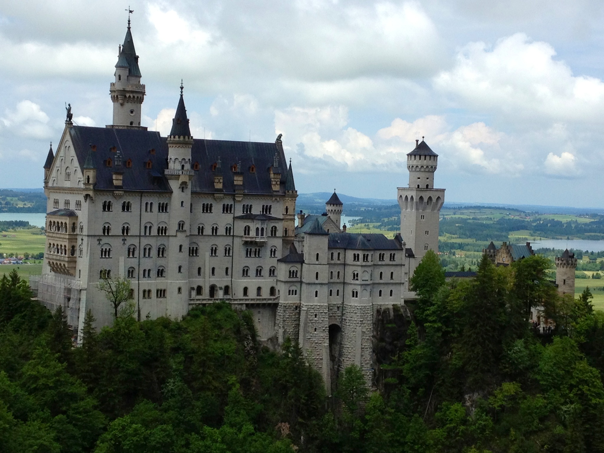 How To See Neuschwanstein Castle For Free | Garrett On The Road