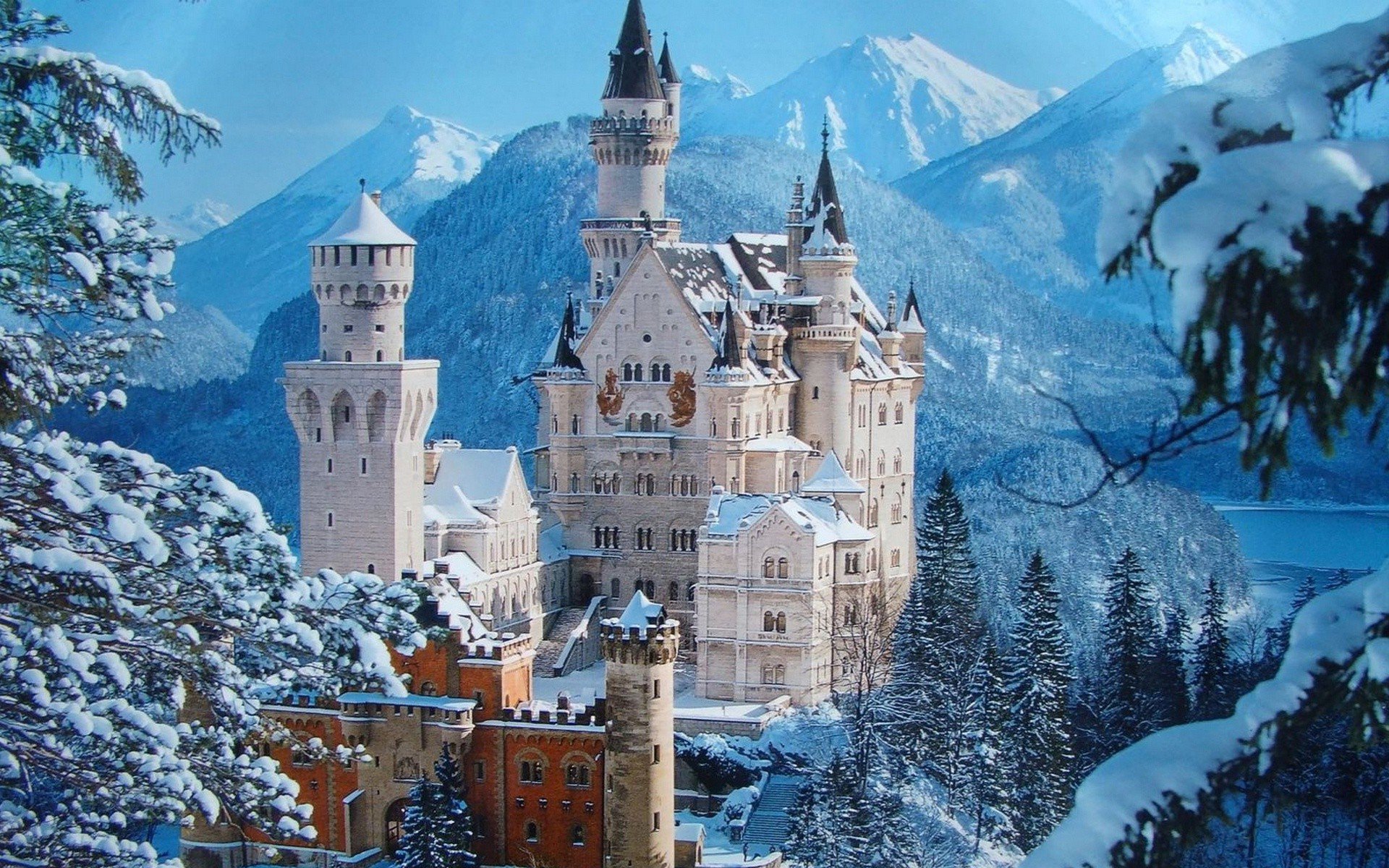 The Most Beautiful Castles - Neuschwanstein Castle, Germany ...