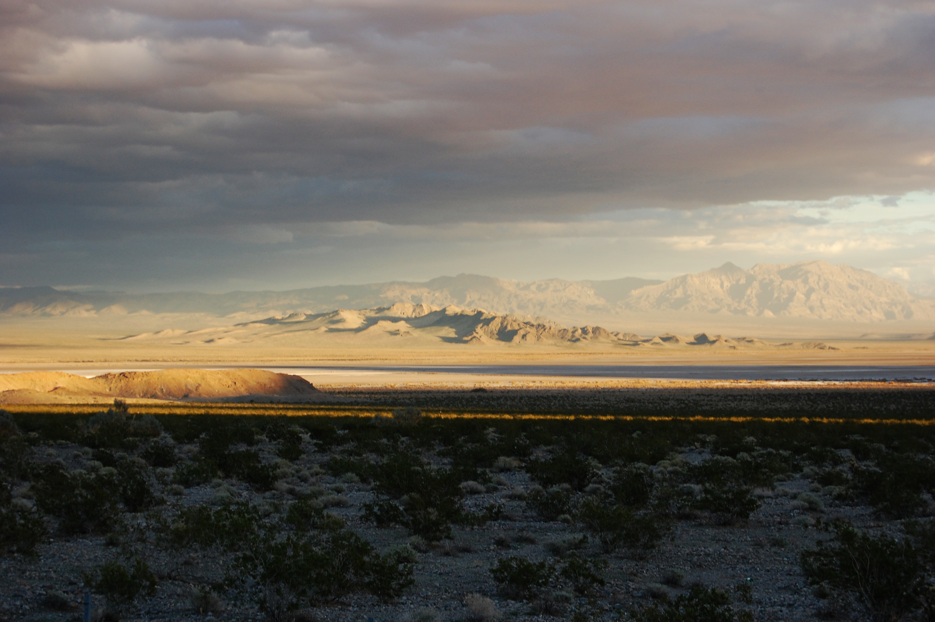 Nevada desert photo