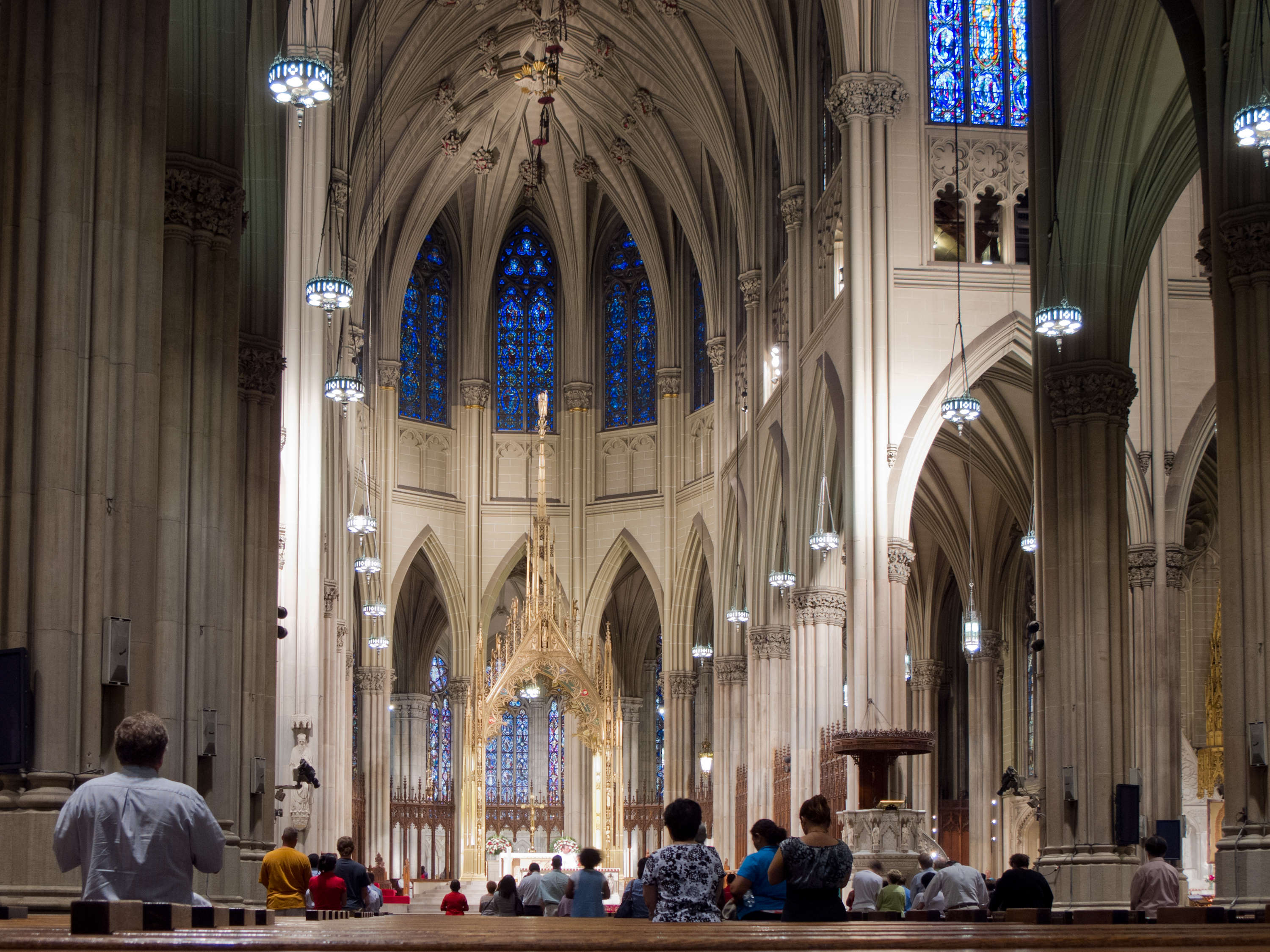 File:St. Patrick's Cathedral - New York - 01.jpg - Wikimedia Commons