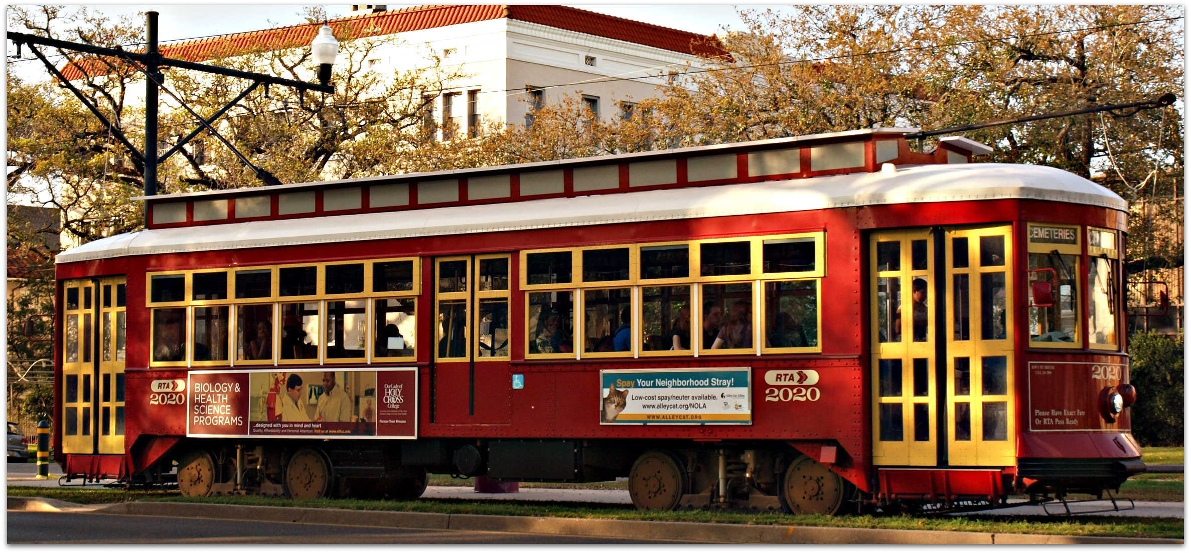 New Orleans Homes and Neighborhoods » New Orleans Streetcars