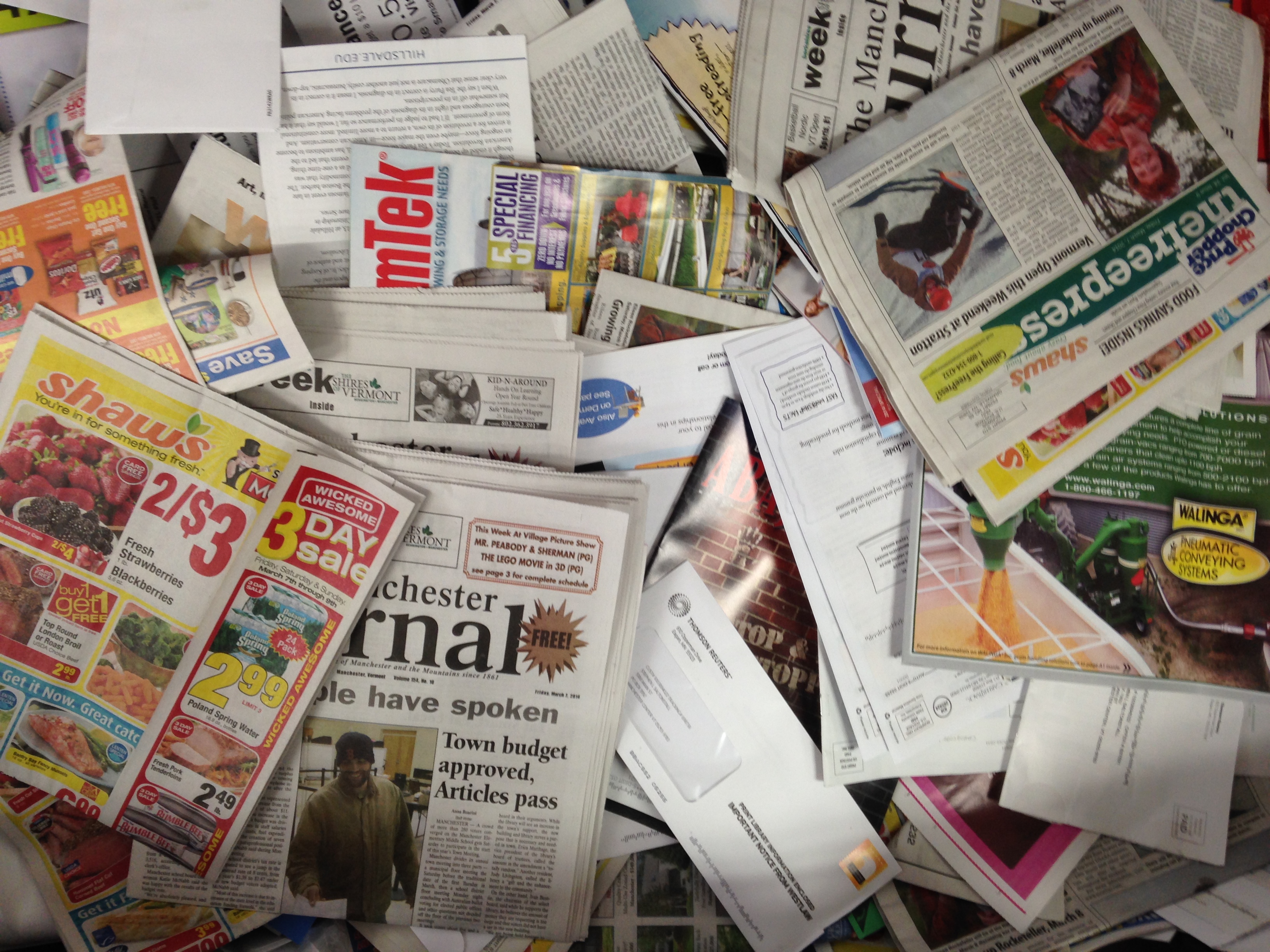 File:Recycling Newspapers.JPG - Wikimedia Commons