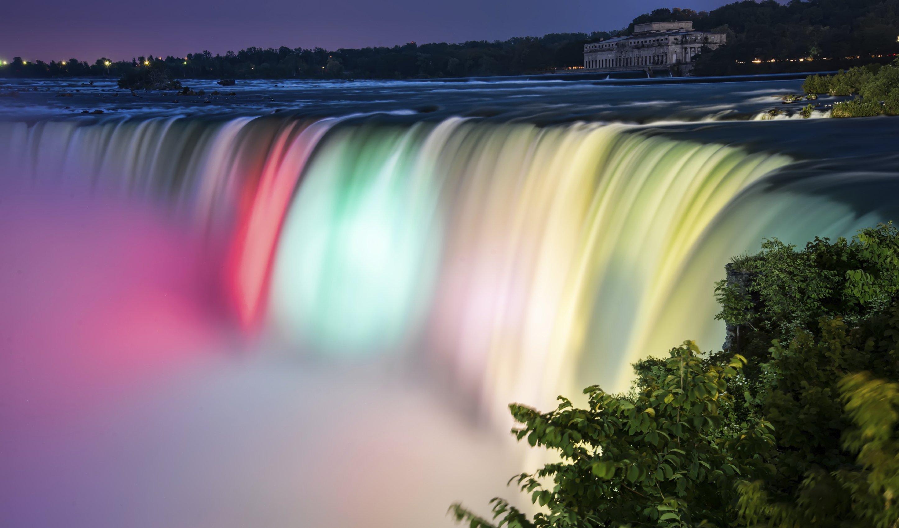 2-Day Niagara Falls, Thousand Islands Tour from Boston