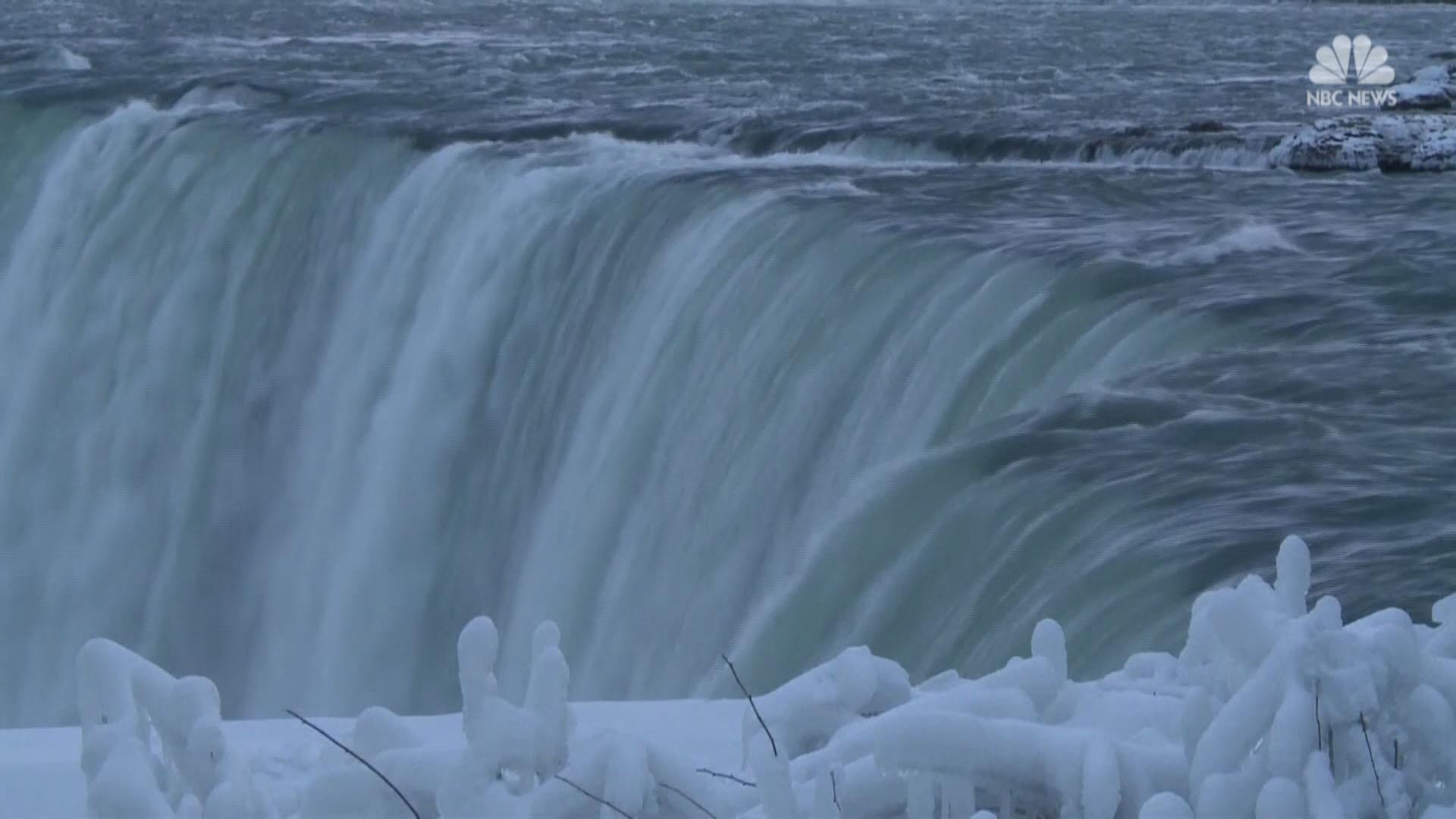 Niagara Falls turns into a 'Winter Wonderland' - NBC News
