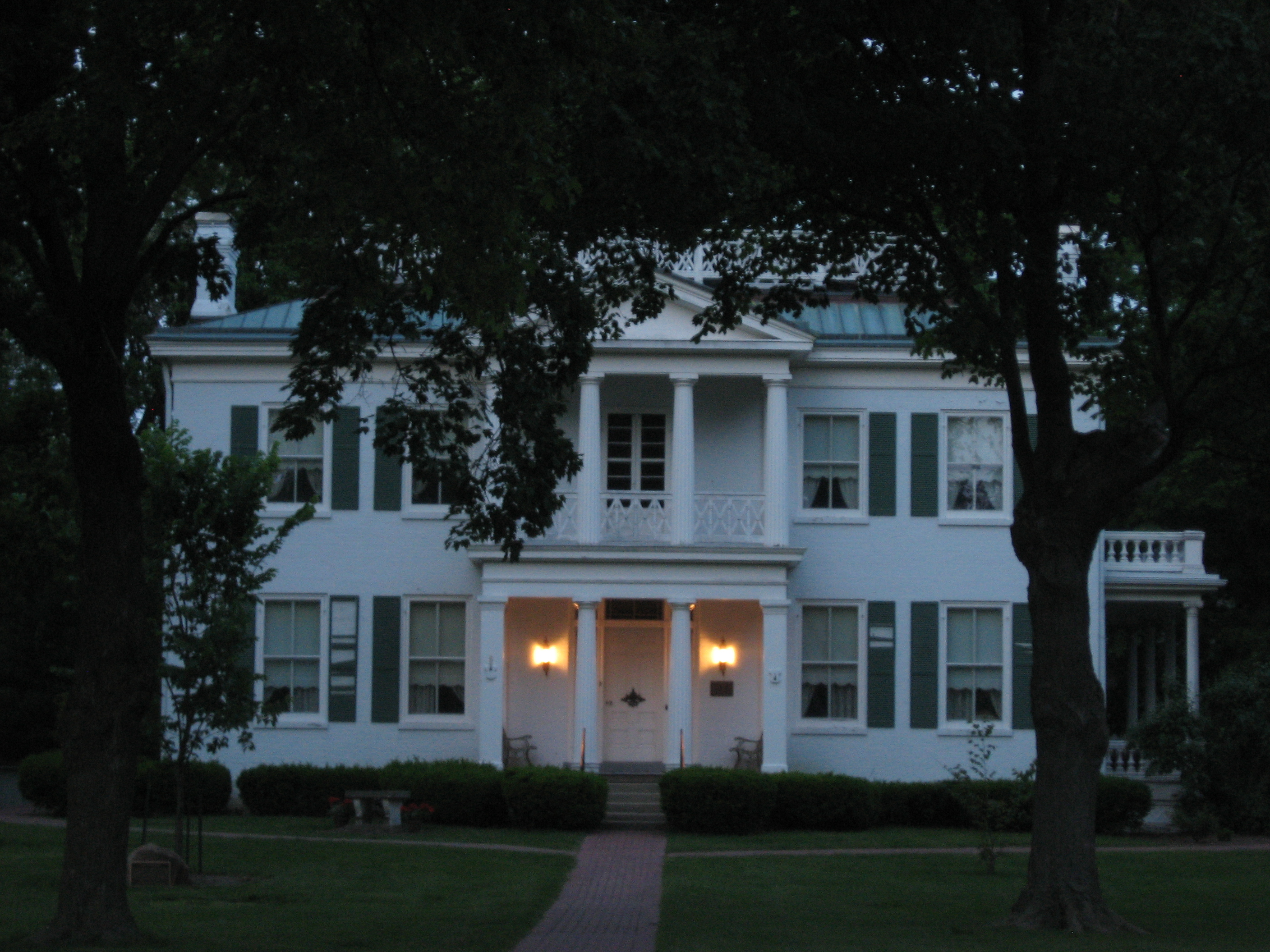 File:Henry S. Lane House at night.jpg - Wikimedia Commons