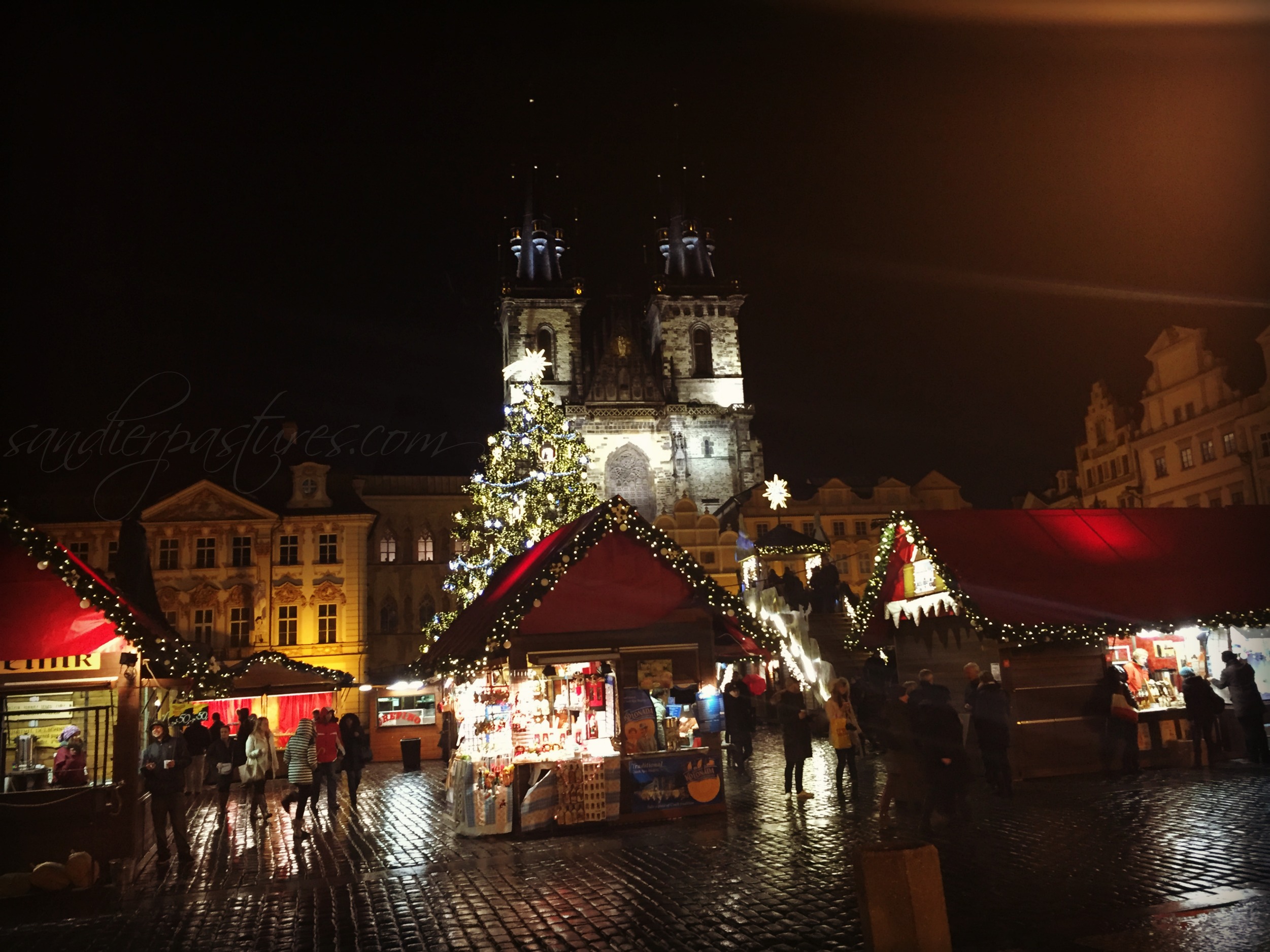 First Christmas market experience in Prague!
