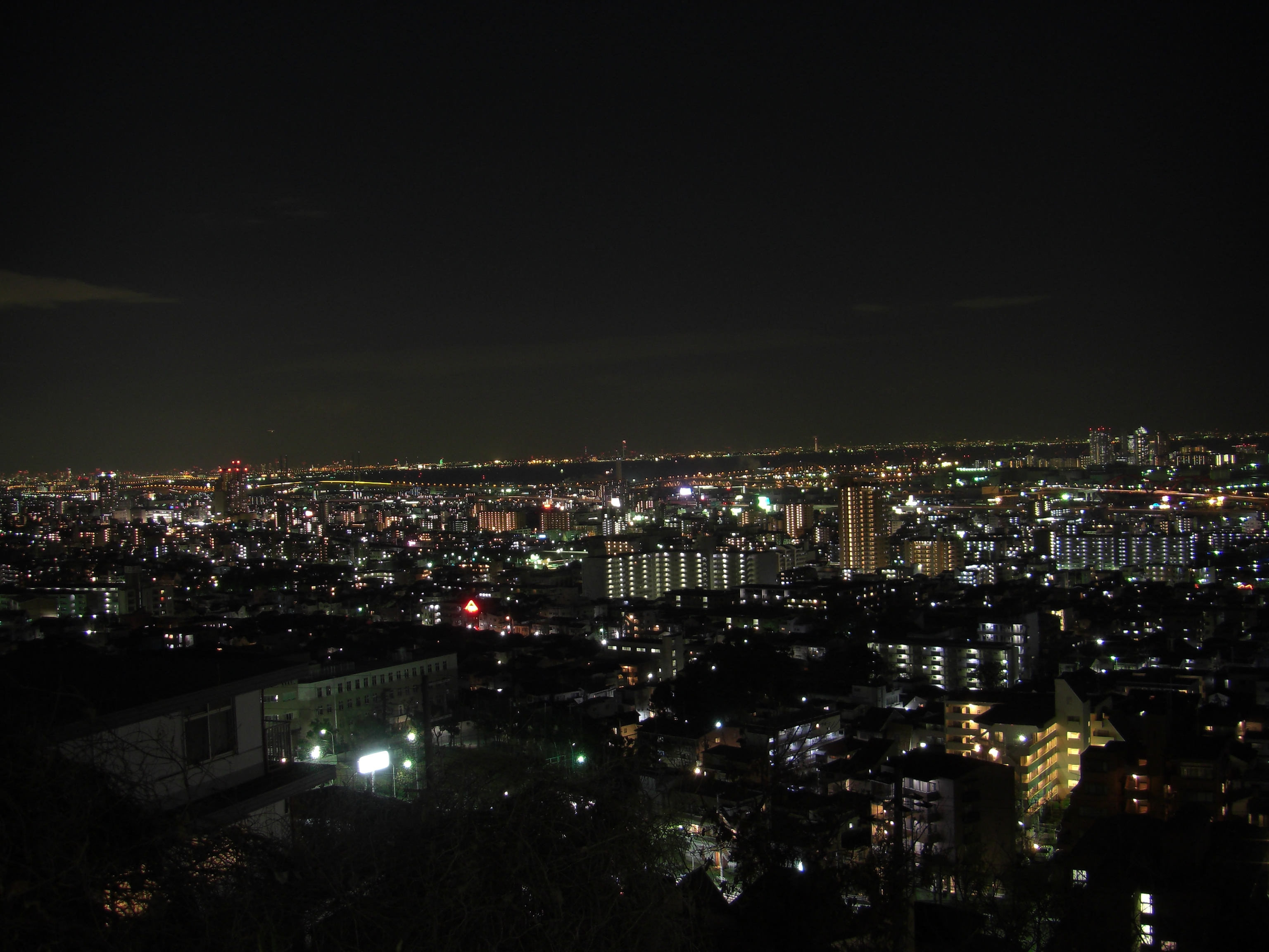 File:Night view of Nada-ku Kobe Japan 2008-02.JPG - Wikimedia Commons