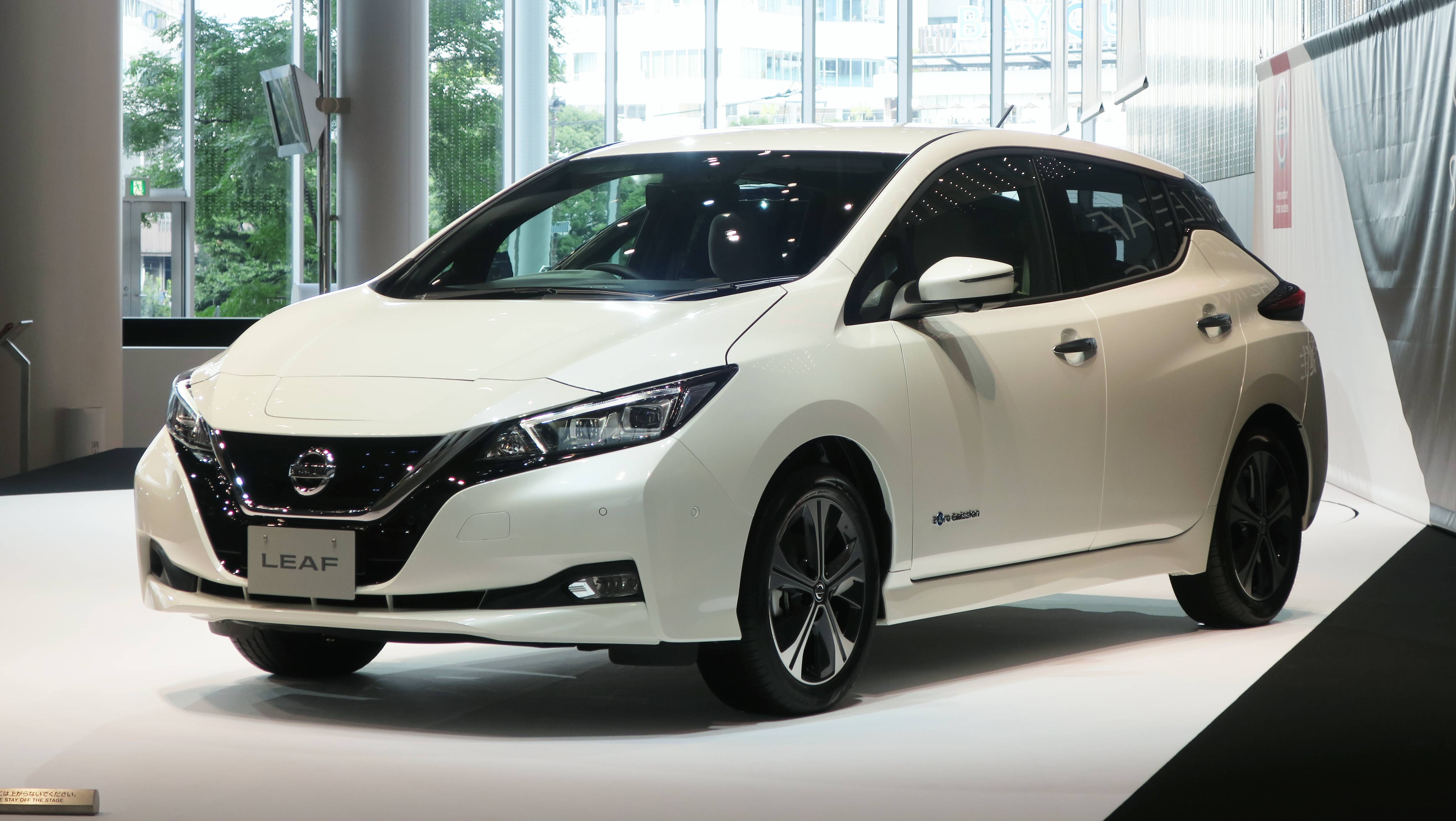 Nissan Leaf - Wikipedia