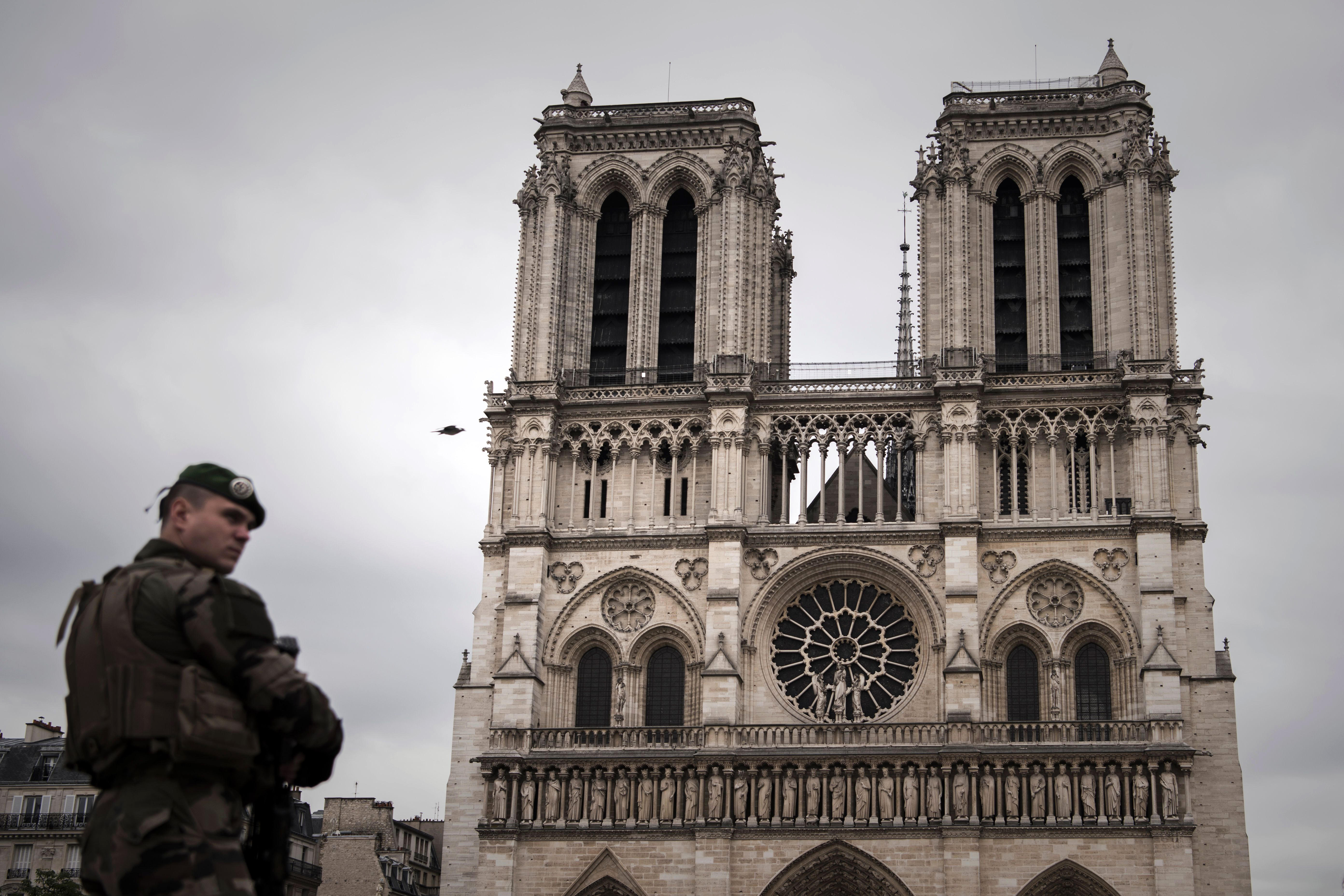 Notre Dame shooting: Live updates - CBS News