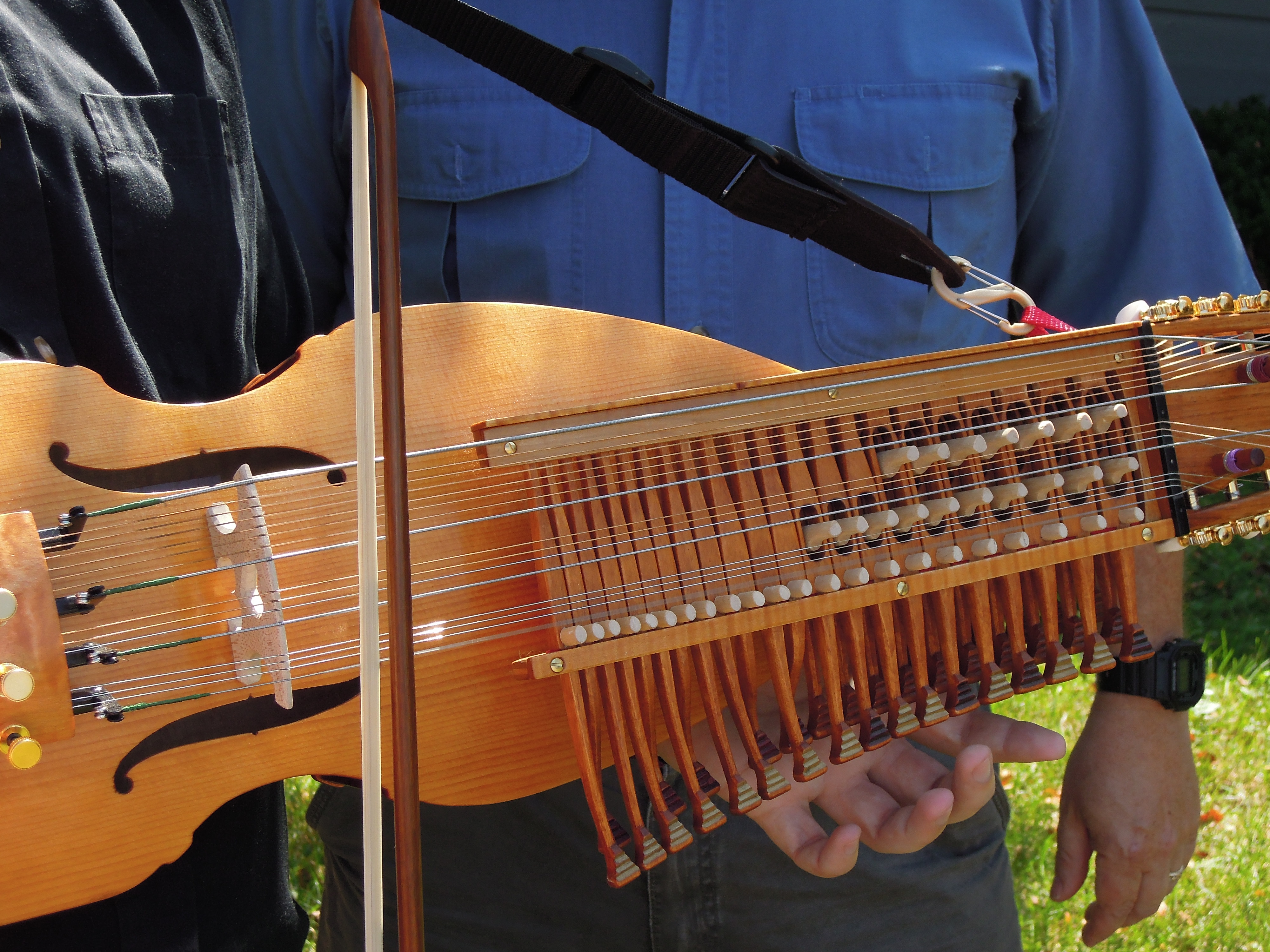 Nyckelharpa: Swedish Folk Instrument Made And Played By Eau Claire ...