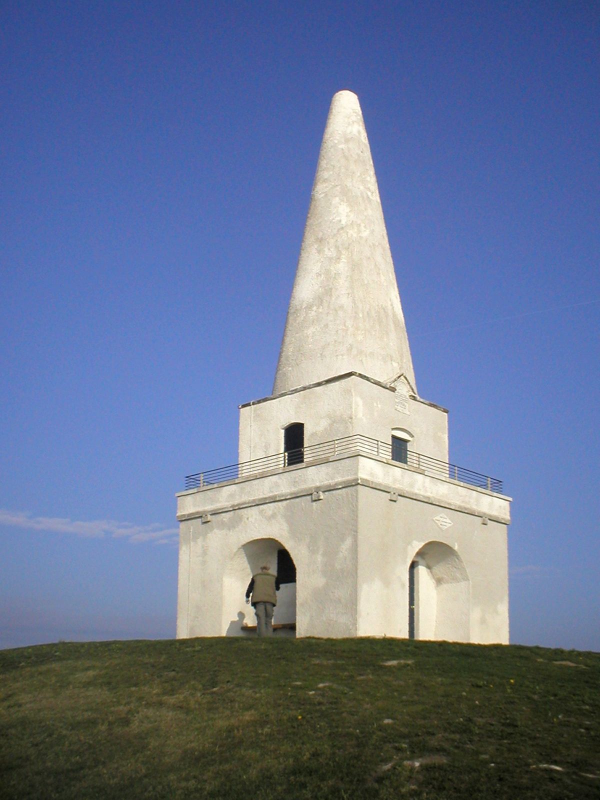 File:Killiney Hill Obelisk 2.jpg - Wikipedia