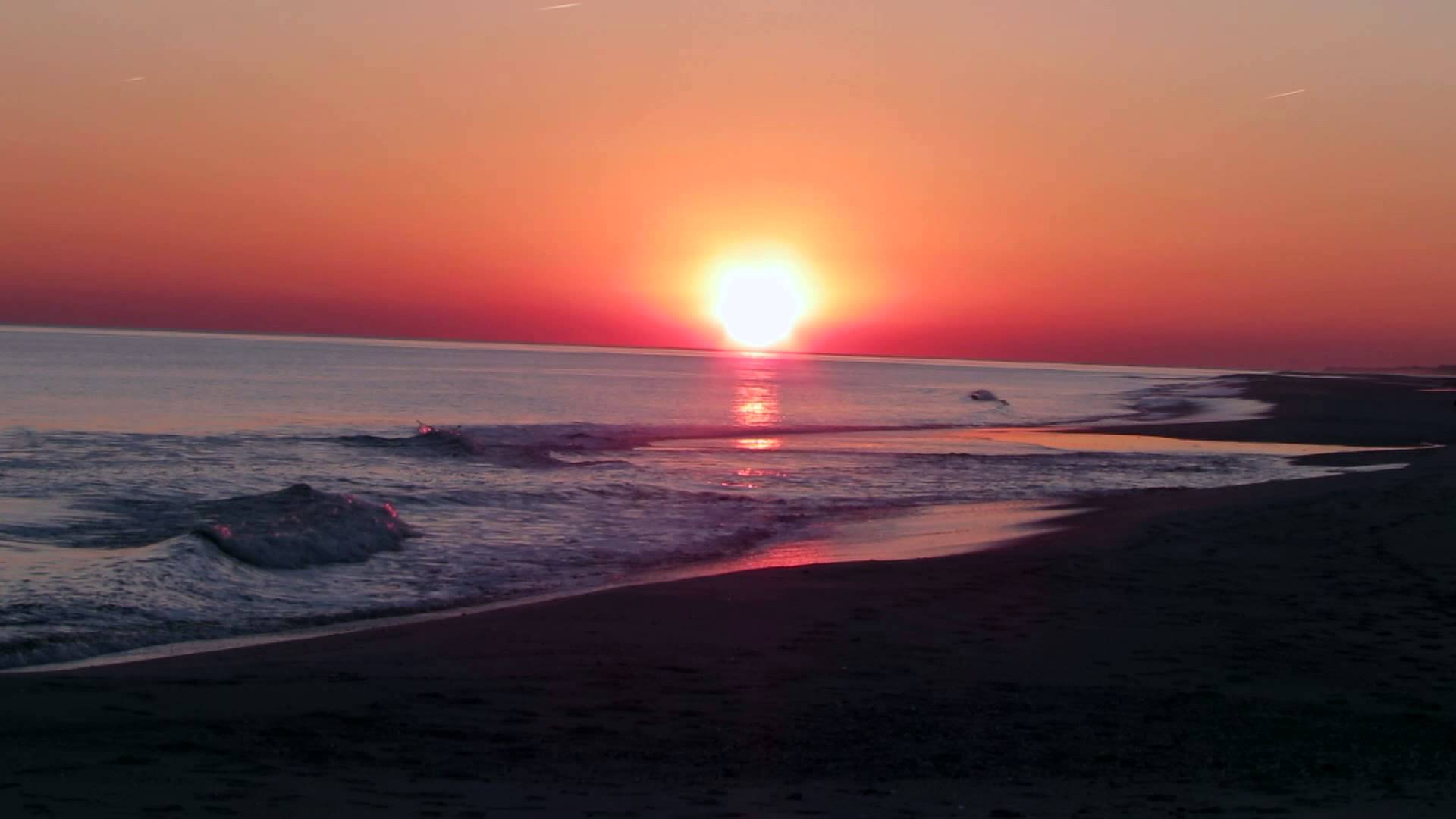 Sunset Over the Atlantic Ocean on Monday, December 15, 2014. - YouTube